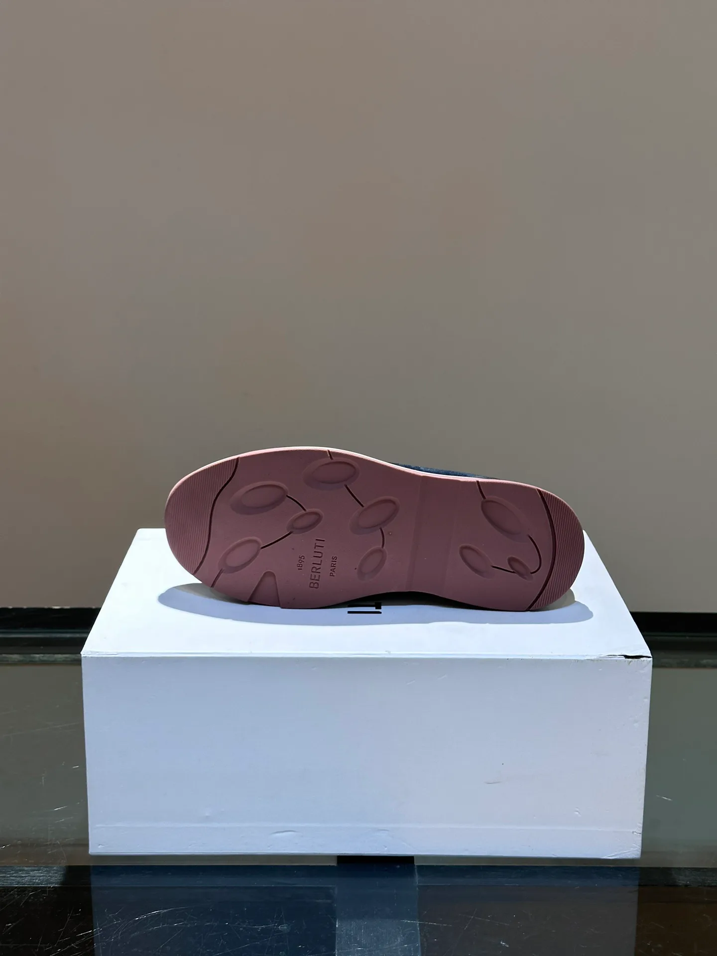 Кроссовки Мужские Berluti 21273