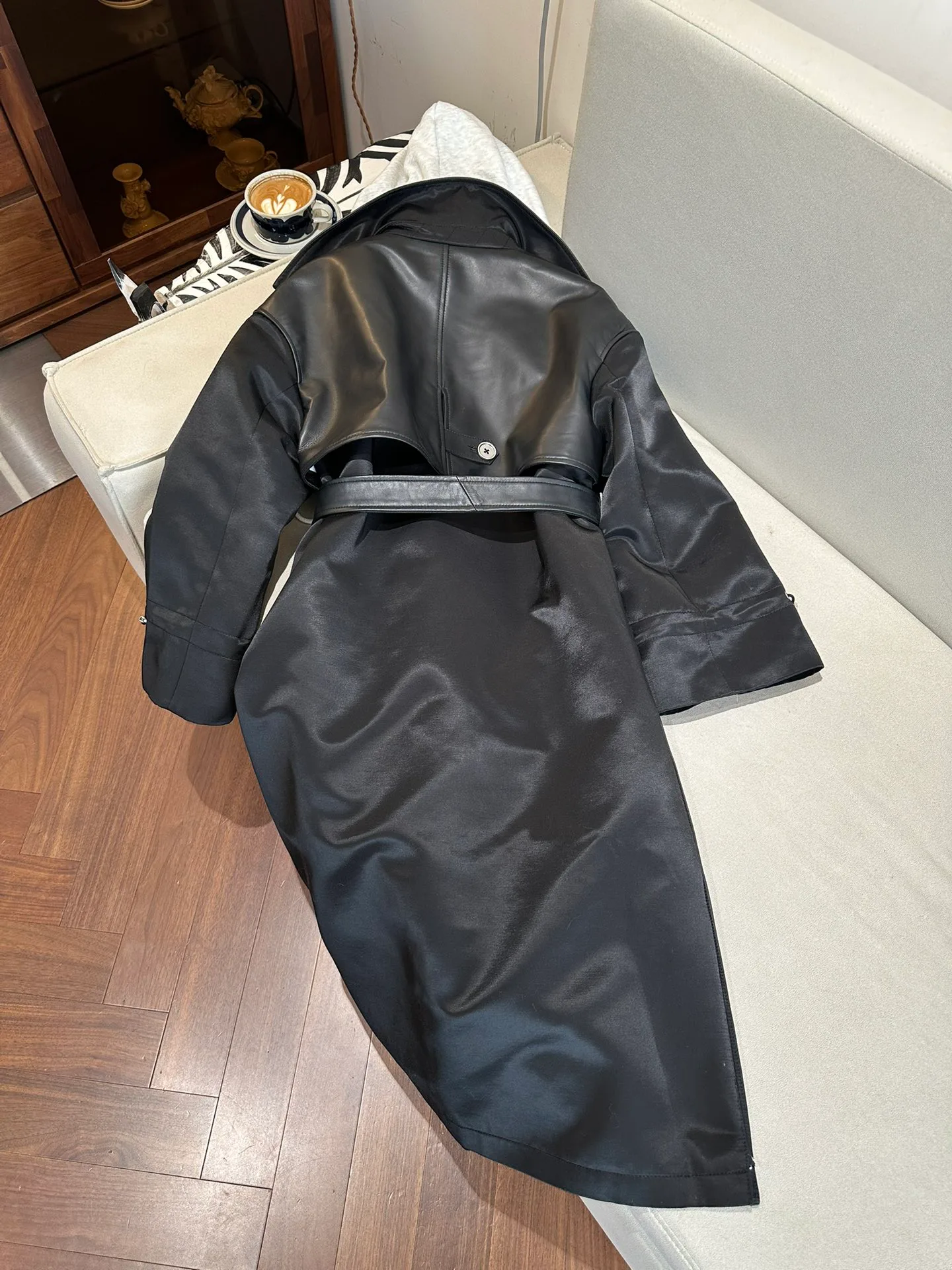 Кожаные Куртки И Дублёнки Женские Christian Dior 2657359