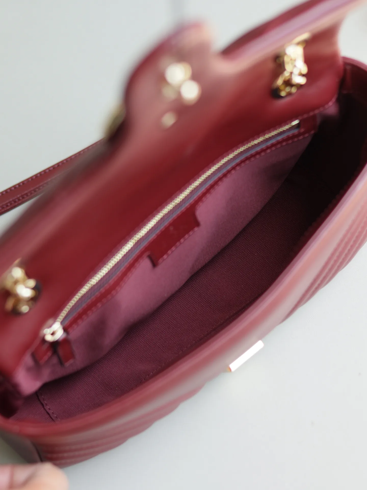 Классические Сумки Женские Gucci 12721373