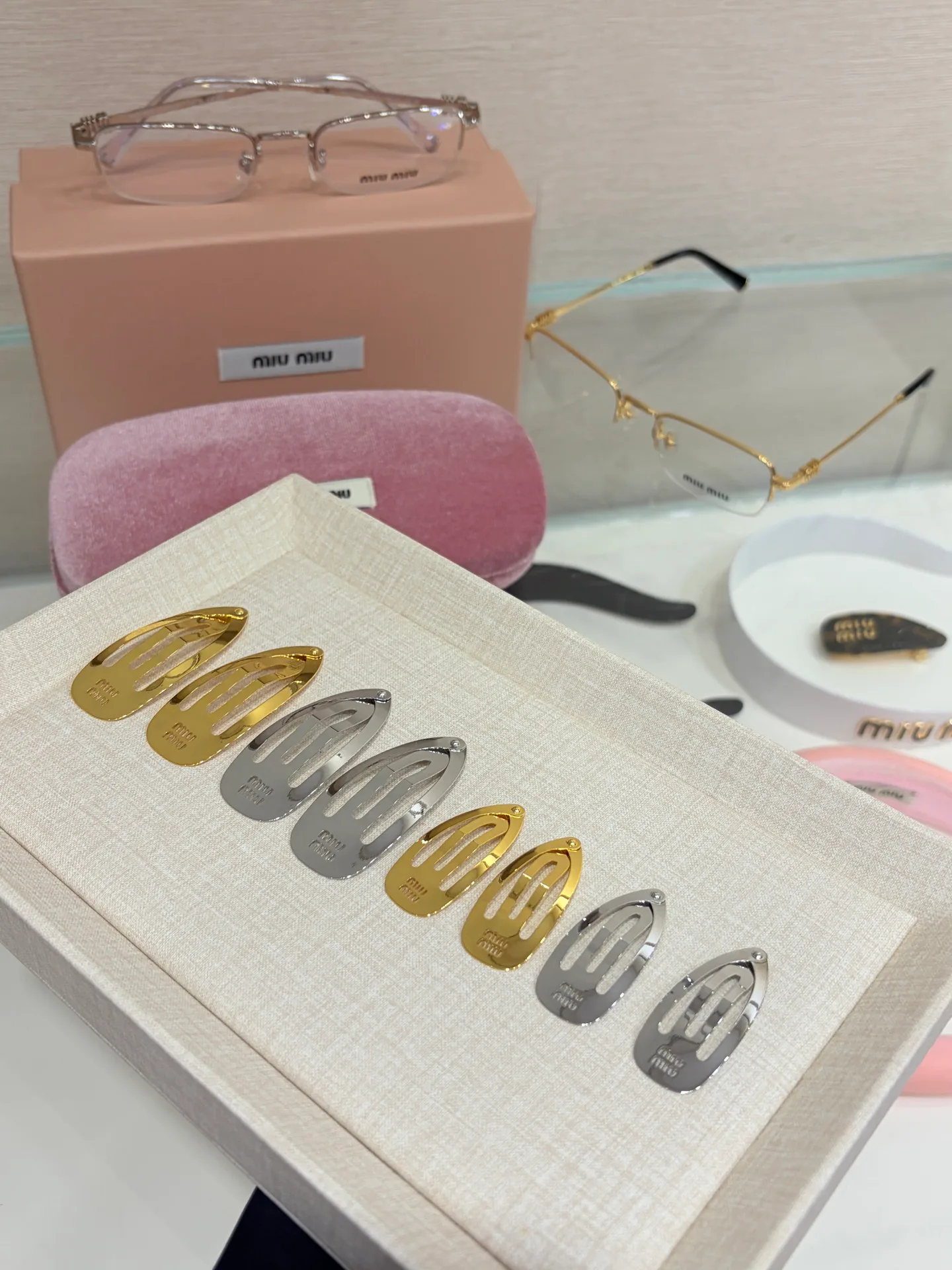 Обложки На Паспорт Miu Miu 11693625