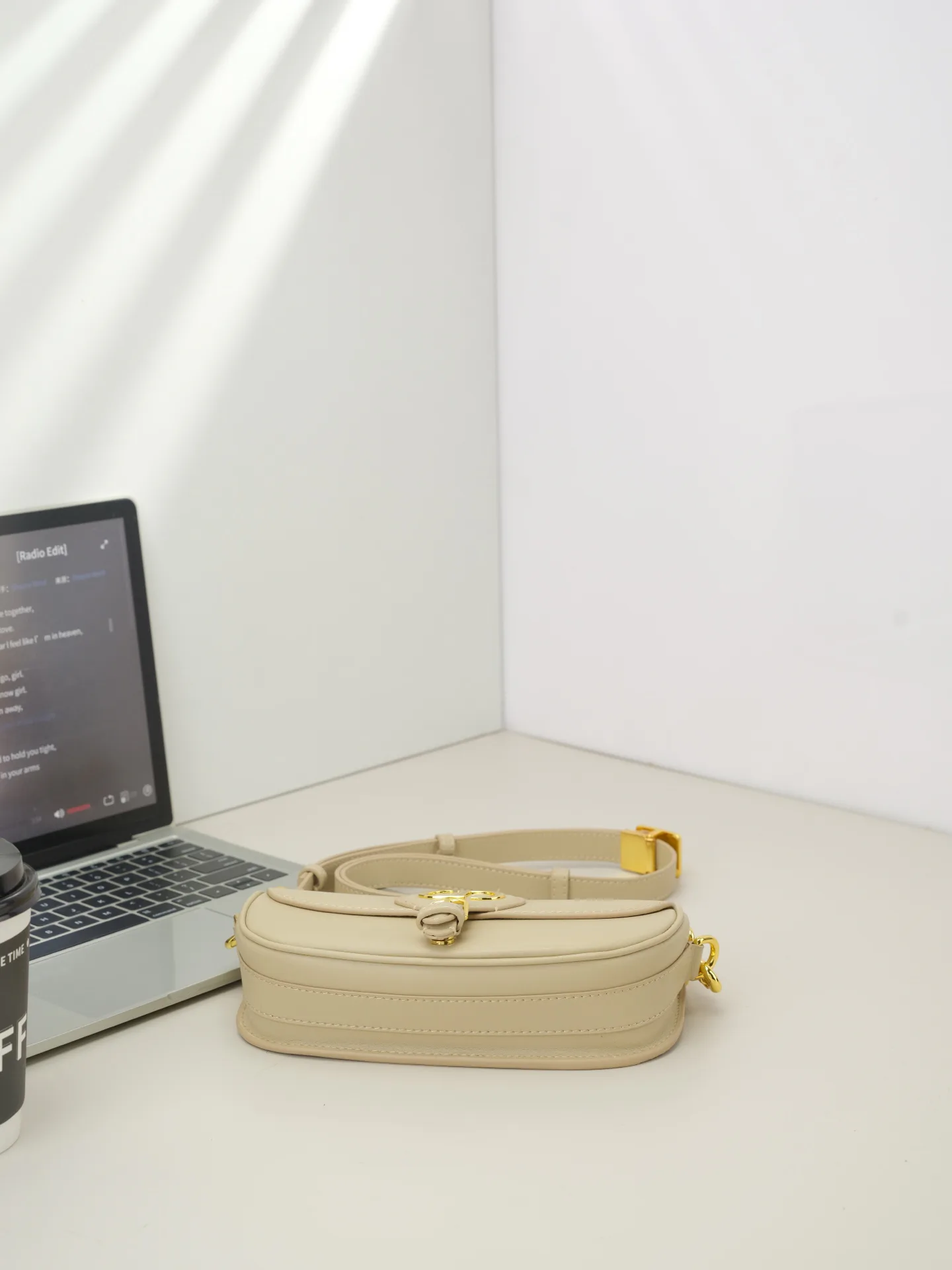 Сумки На Ремне Женские Christian Dior 1864313