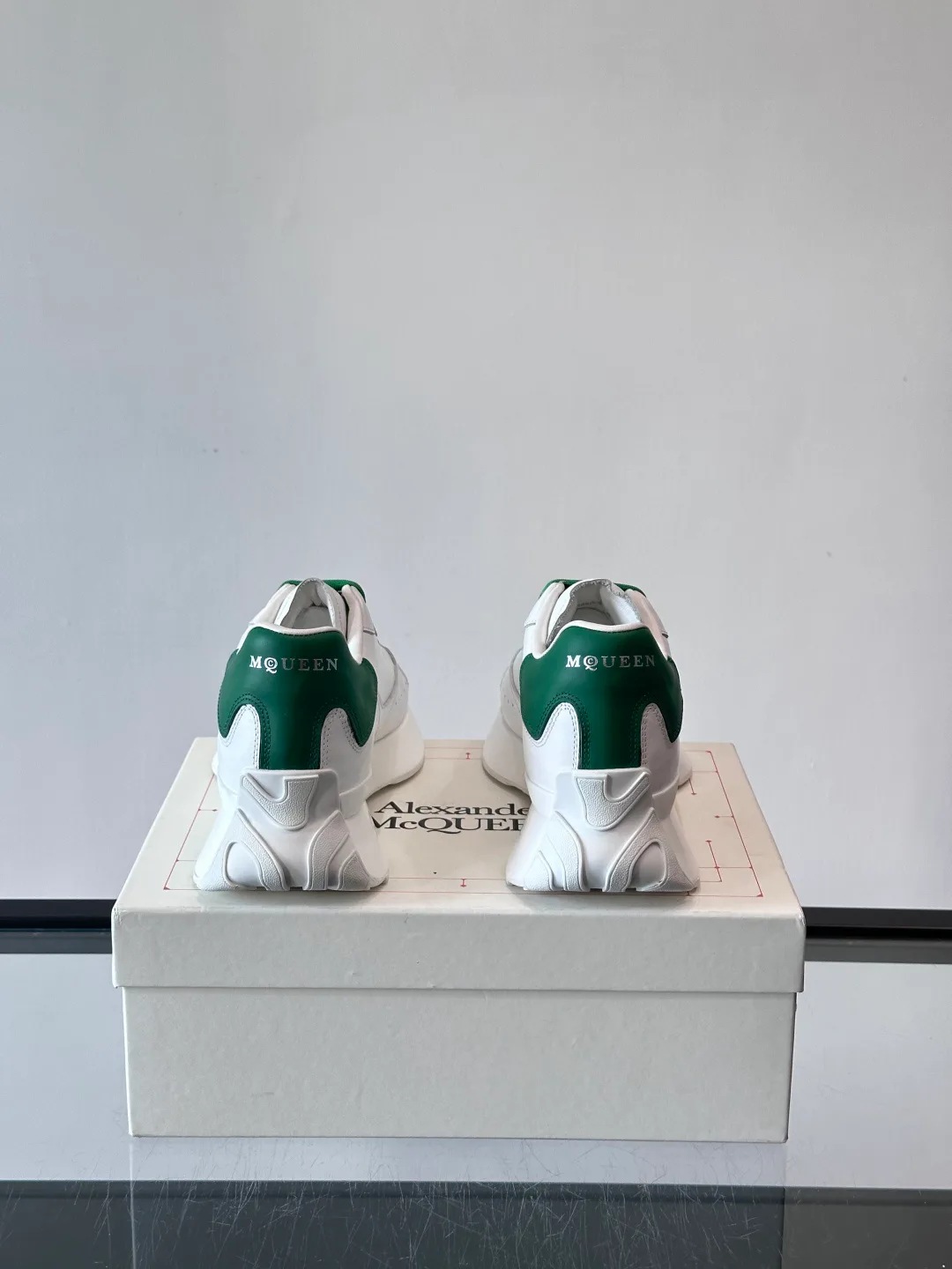 Кроссовки Женские Alexander Mcqueen 469770