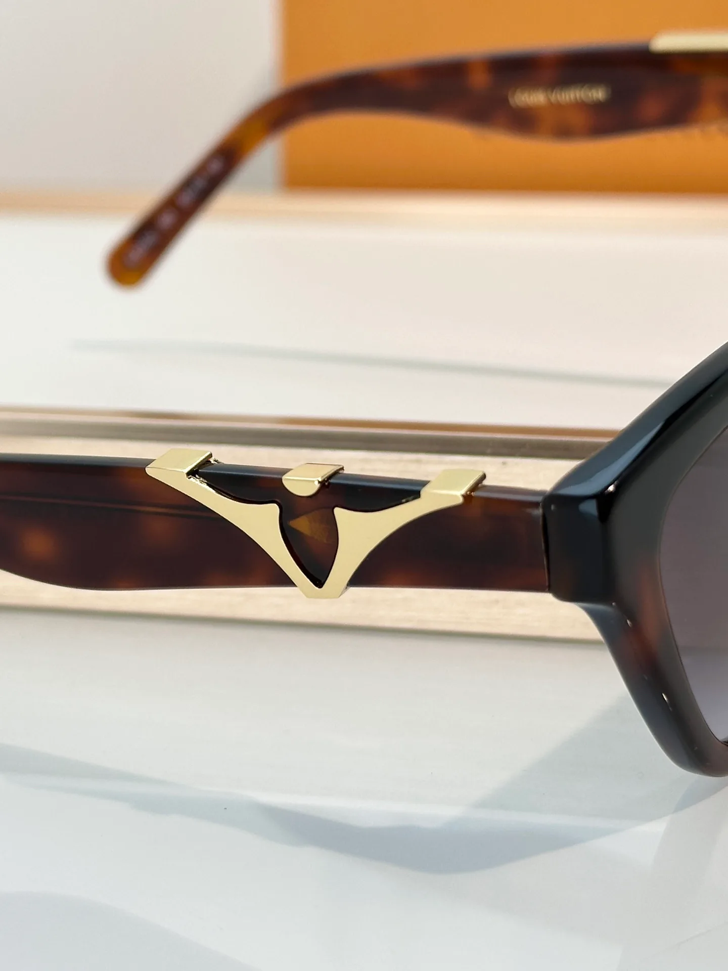 Очки Louis Vuitton 18095234