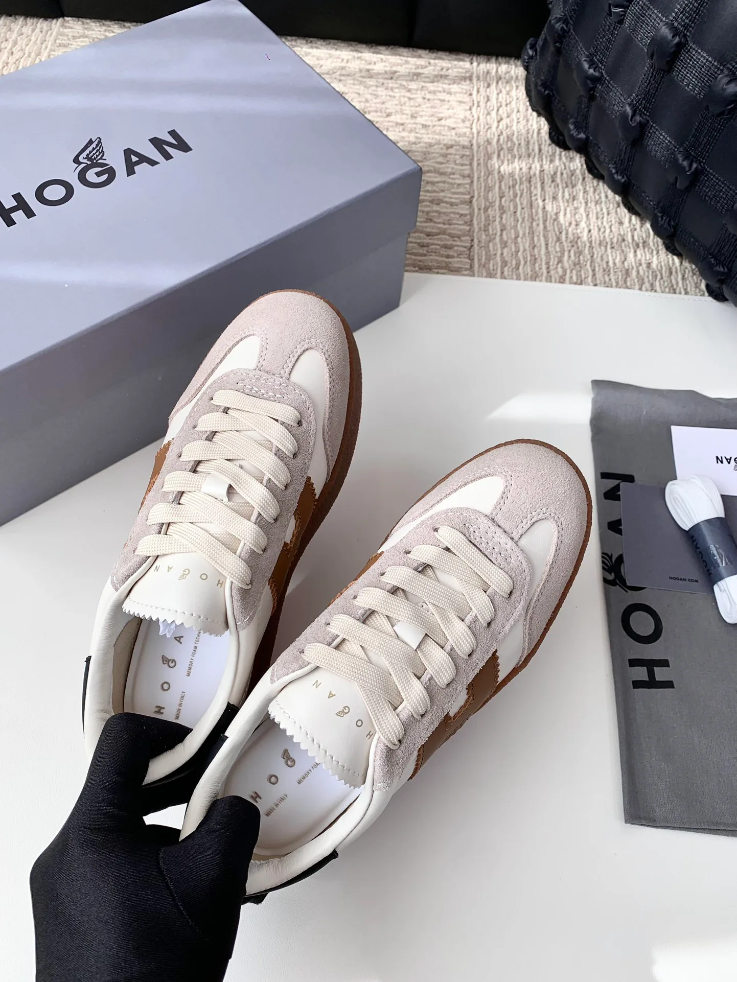 Кроссовки Женские Hogan 1272630