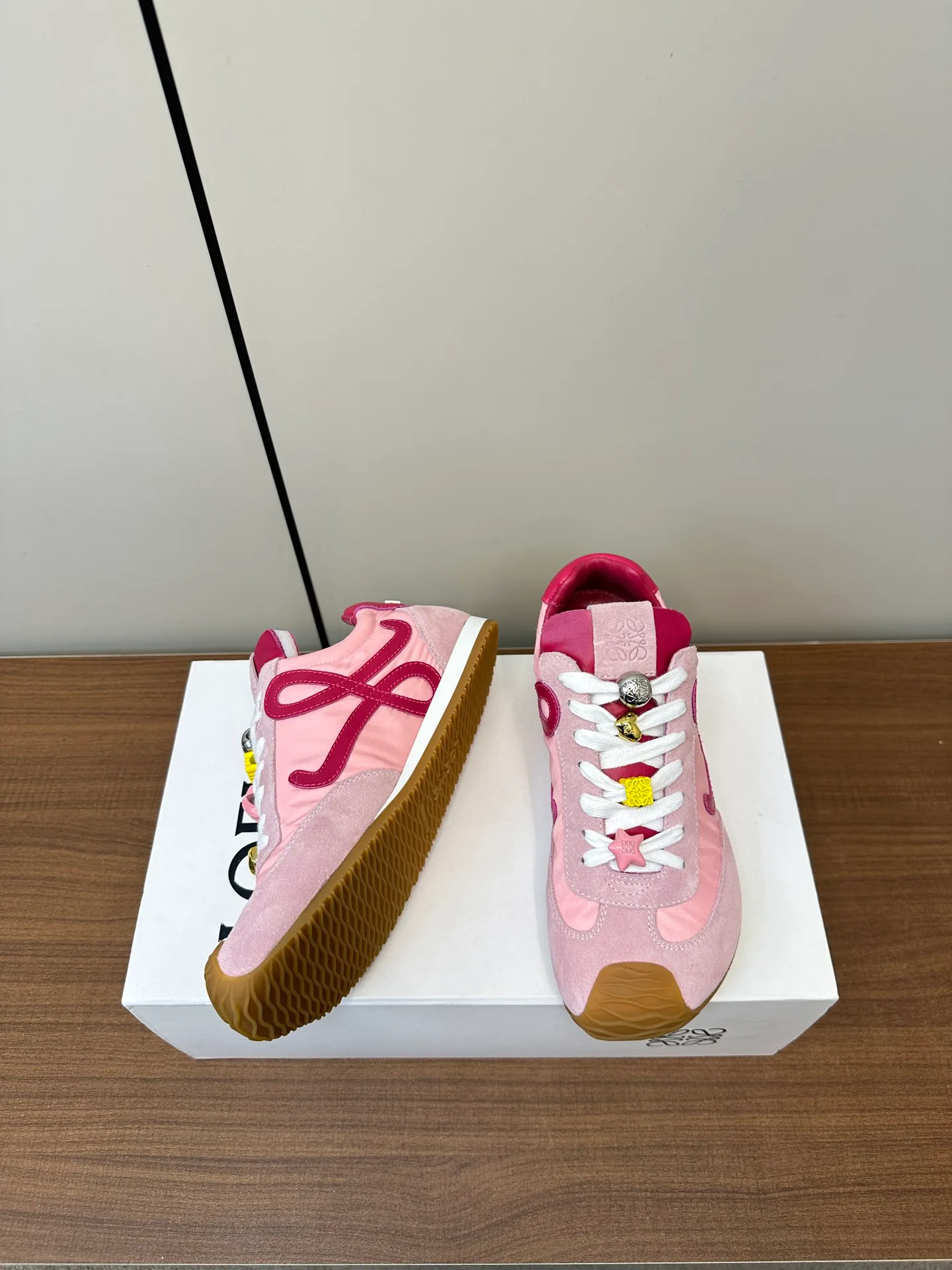 Кроссовки Женские Loewe 11206065