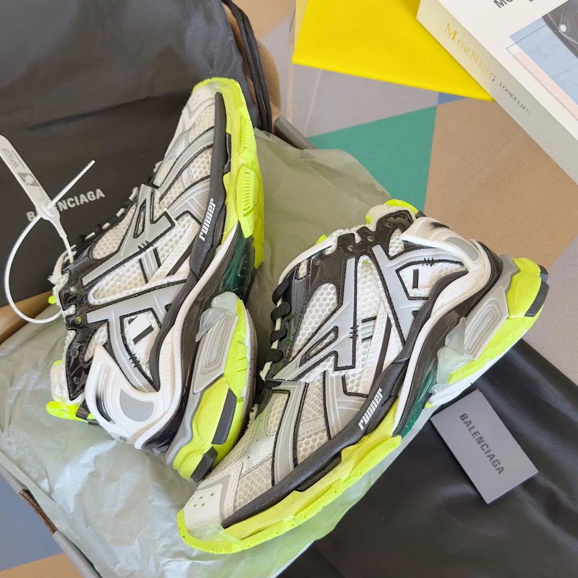 Кроссовки Женские Balenciaga 4439946