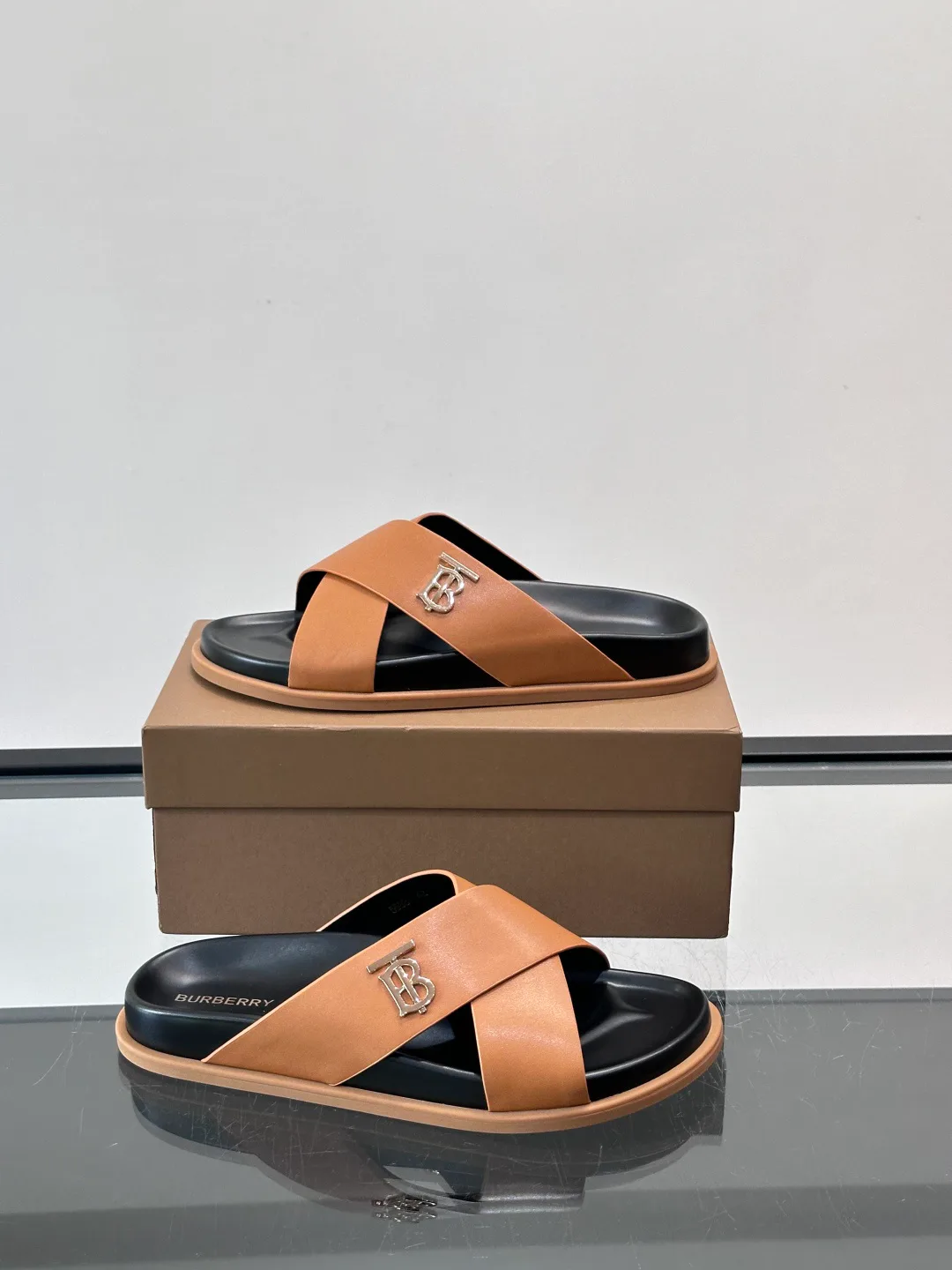 Сандалии Мужские Burberry 13546904