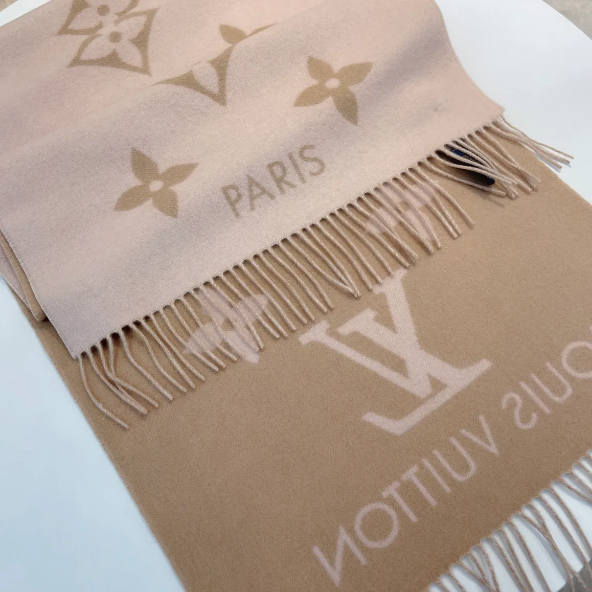 Шарфы Louis Vuitton 5858503