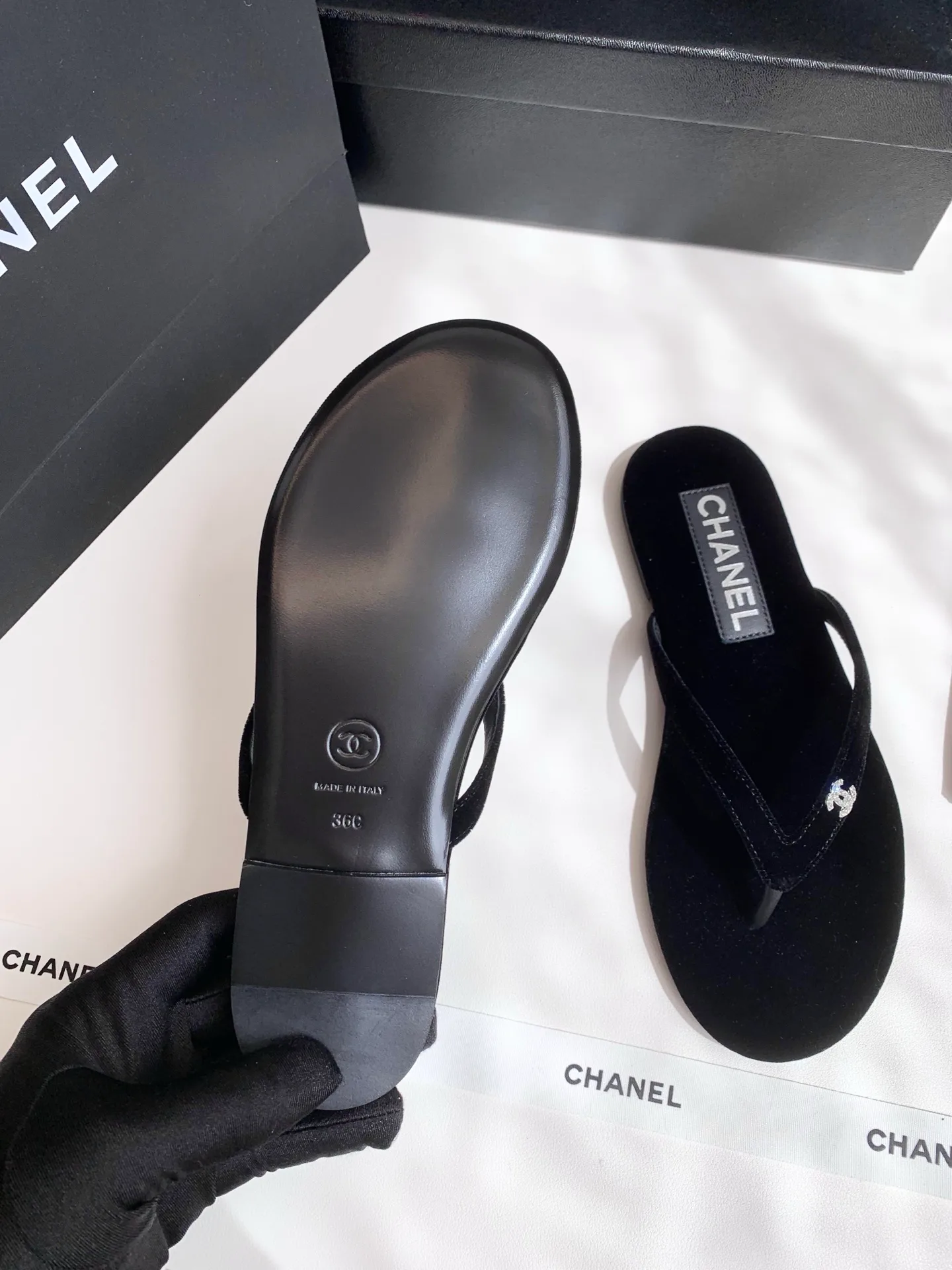 Шлепанцы Женские Chanel 16948089