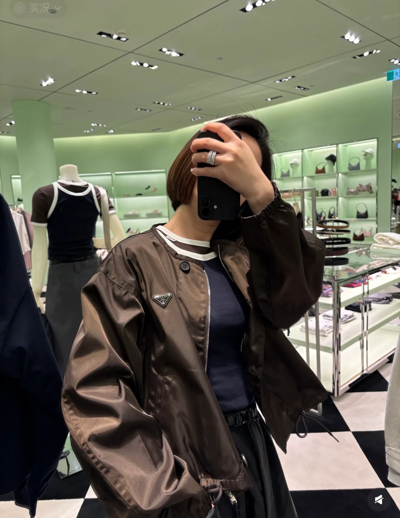 Куртки И Пуховики Женские Prada 17941379