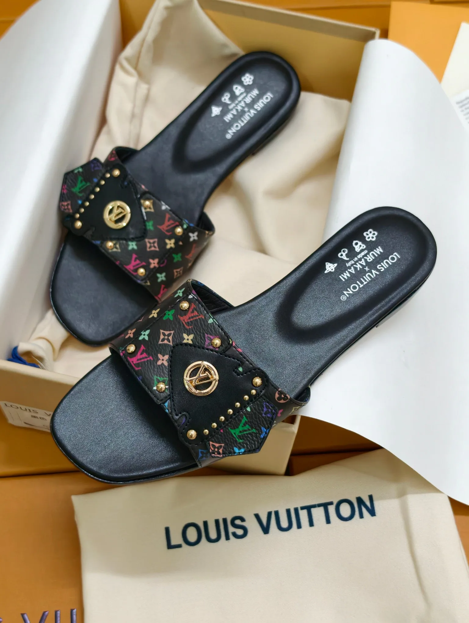 Туфли Женские Louis Vuitton 10236797