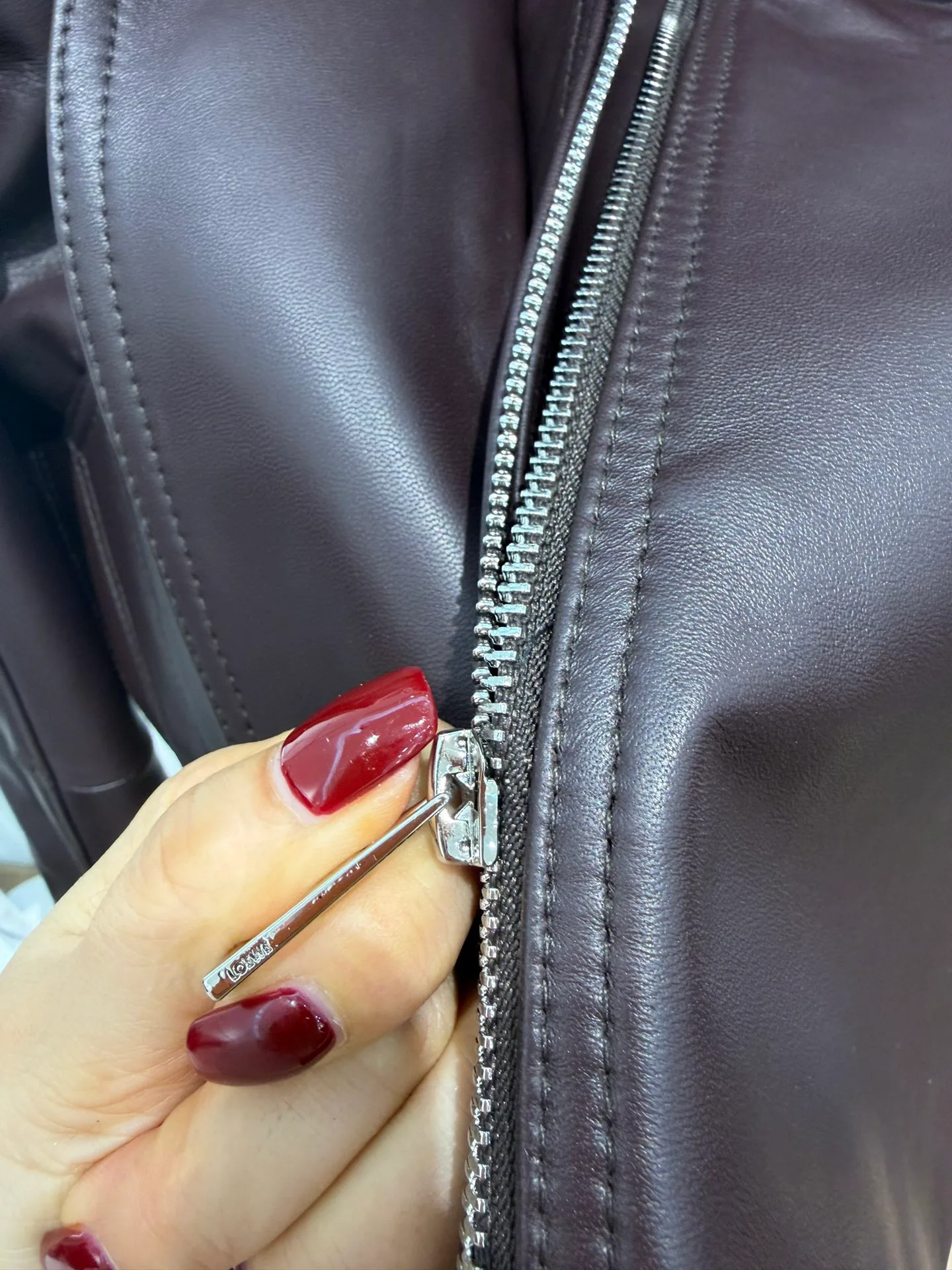 Кожаные Куртки И Дублёнки Женские Loewe 5067785