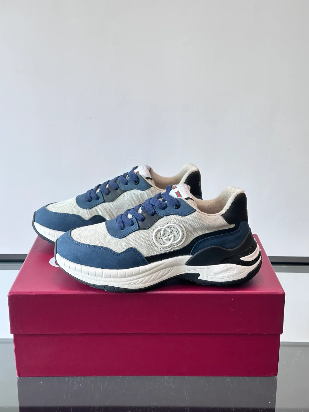 Кроссовки Мужские Gucci 3430319