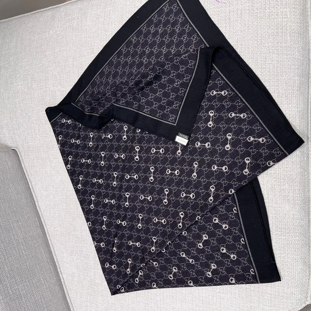 Шарфы Gucci 251509