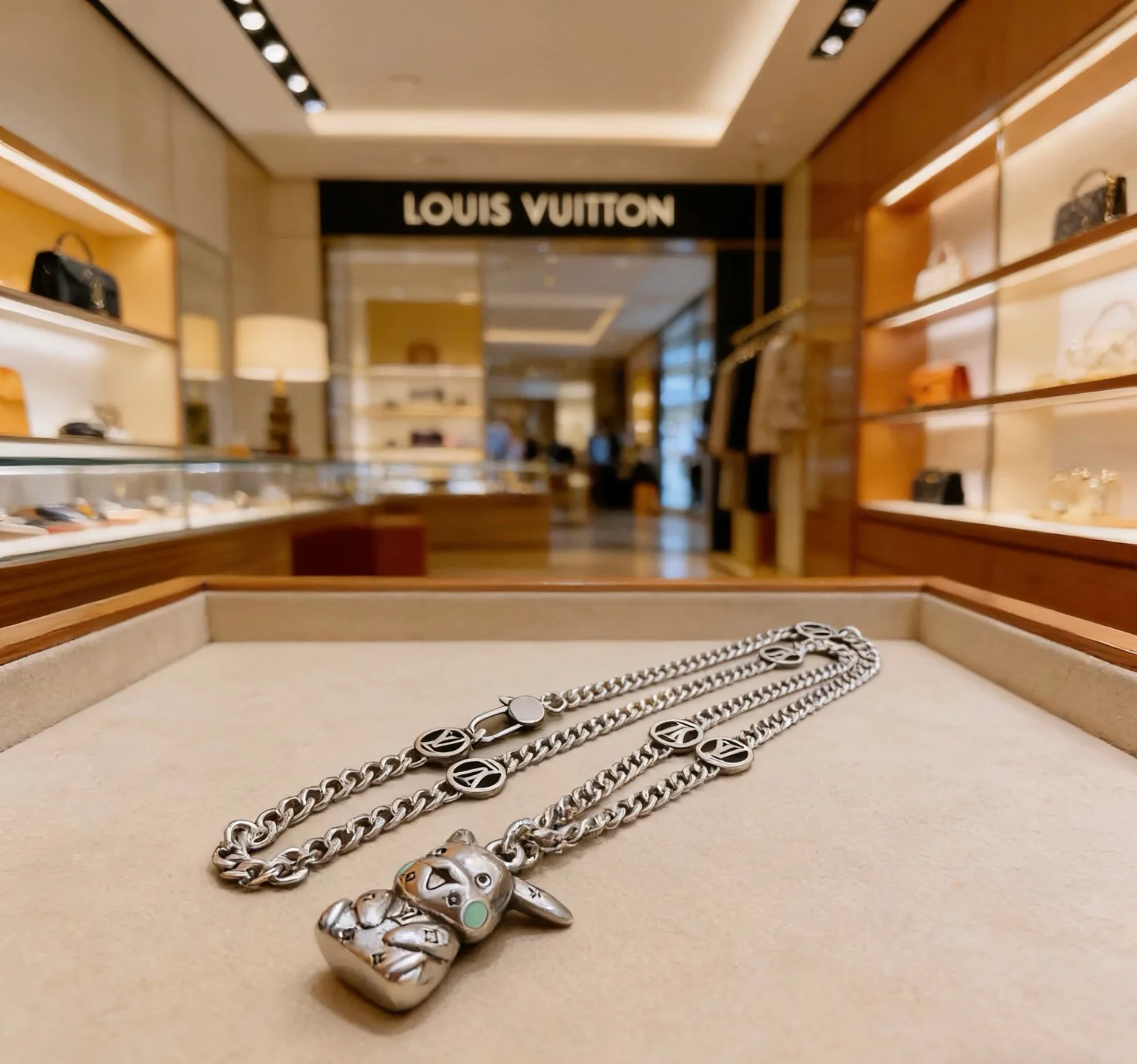 Бижутерия Louis Vuitton 13554401