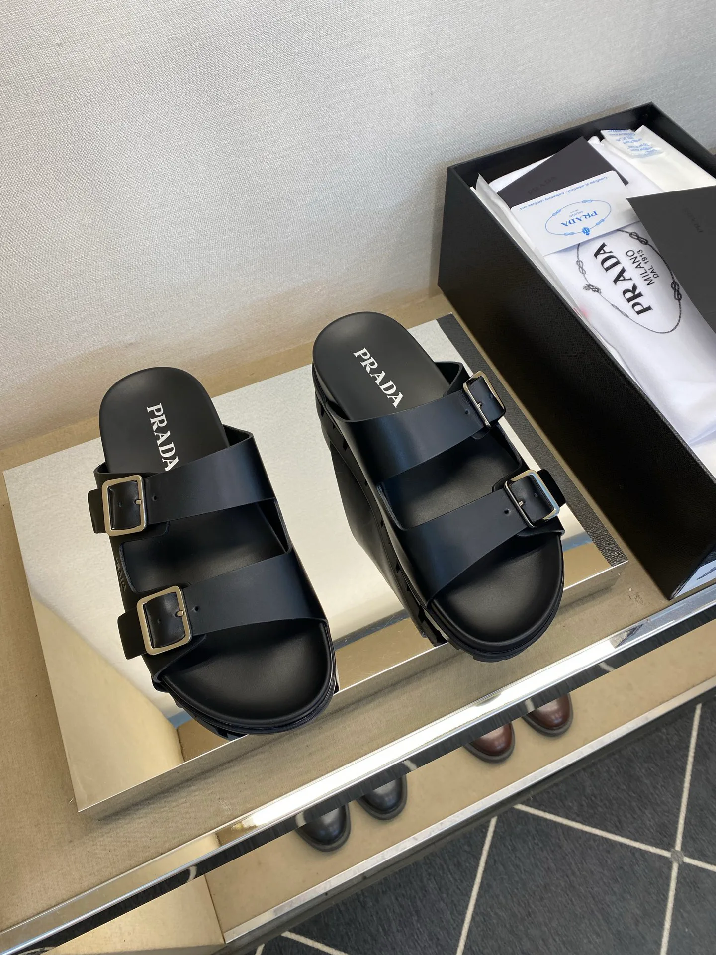Шлепанцы Мужские Prada 15326413
