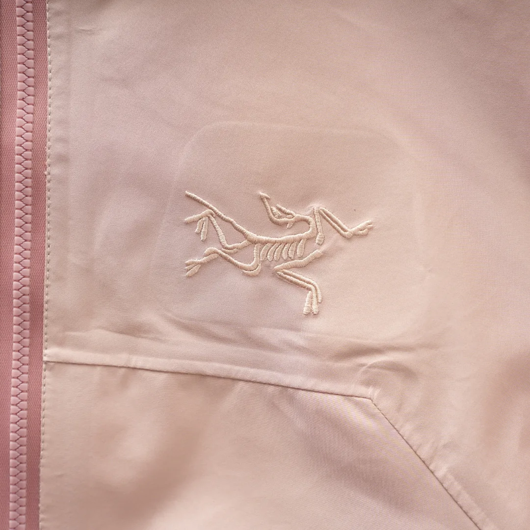 Куртки И Пуховики Женские Arcteryx 18883148