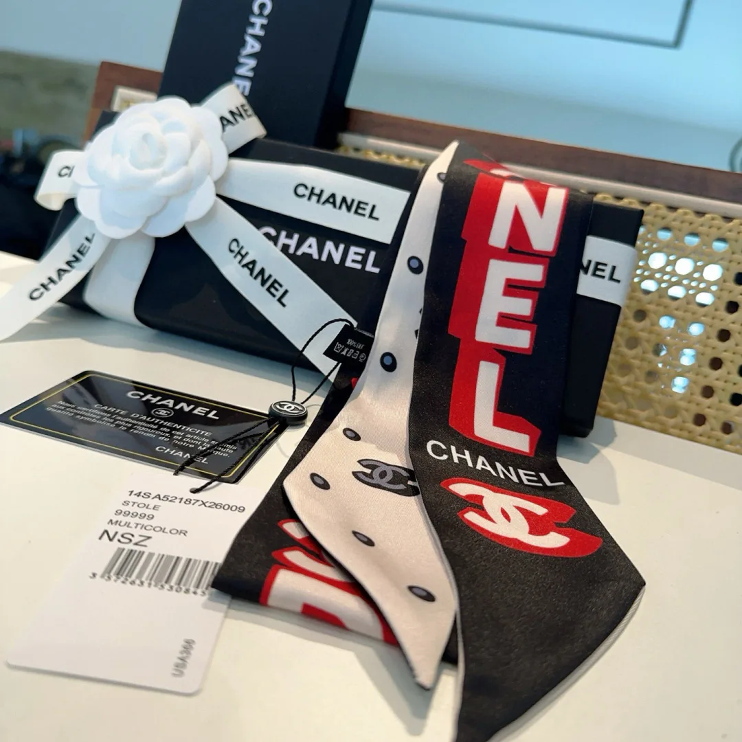 Платки Chanel 12918491