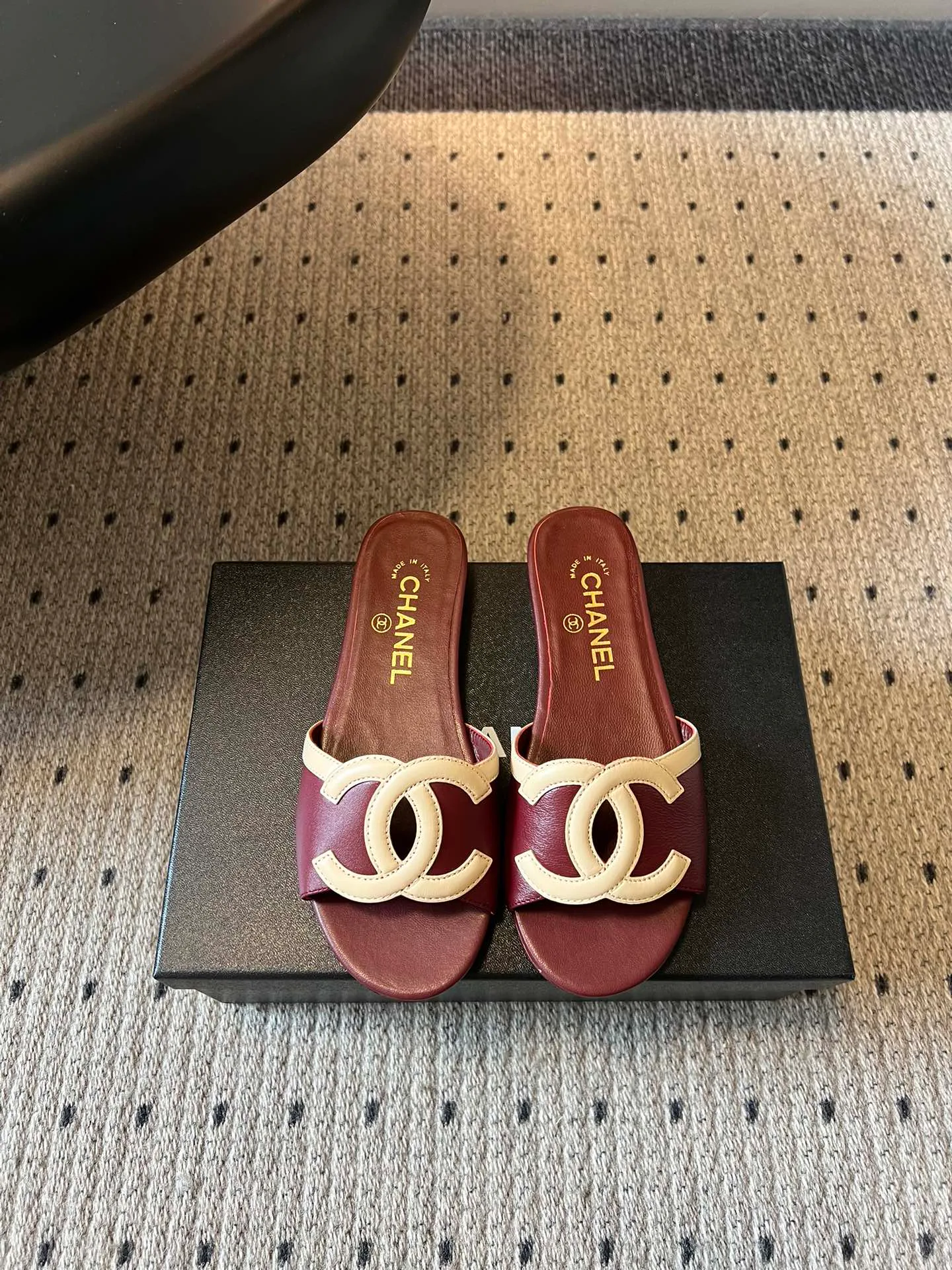 Шлепанцы Женские Chanel 11641744