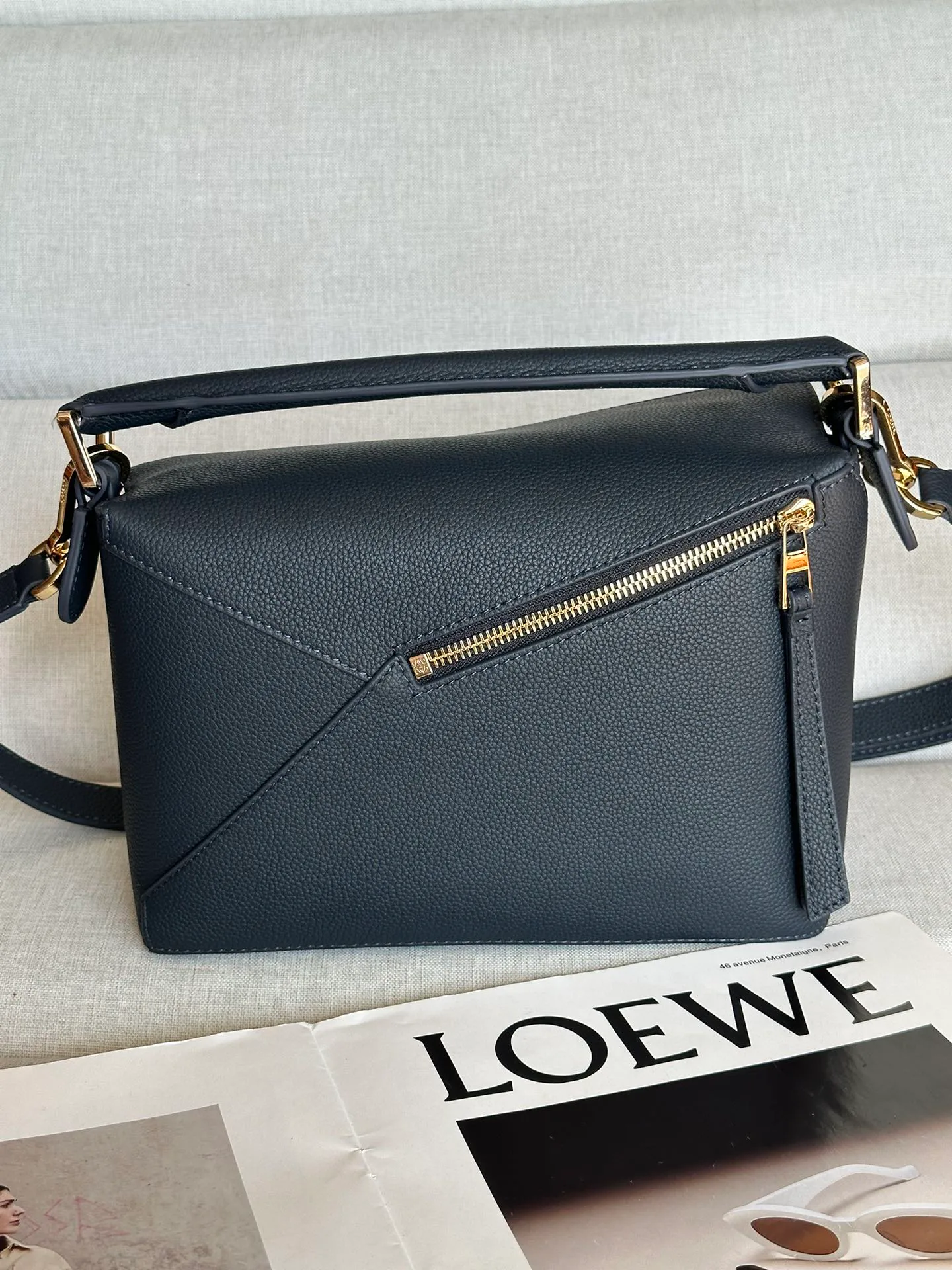 Классические Сумки Женские Loewe 13339547