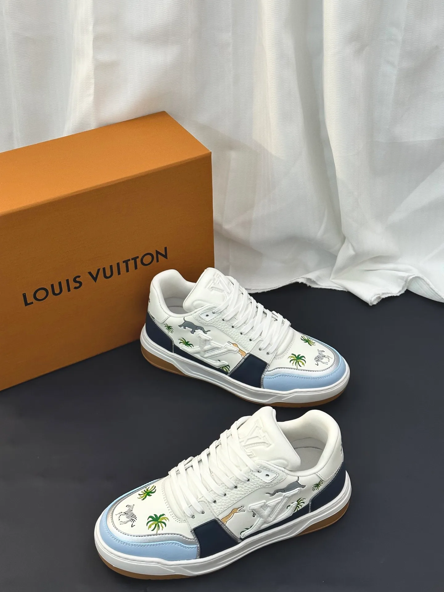 Кроссовки Мужские Louis Vuitton 1801562