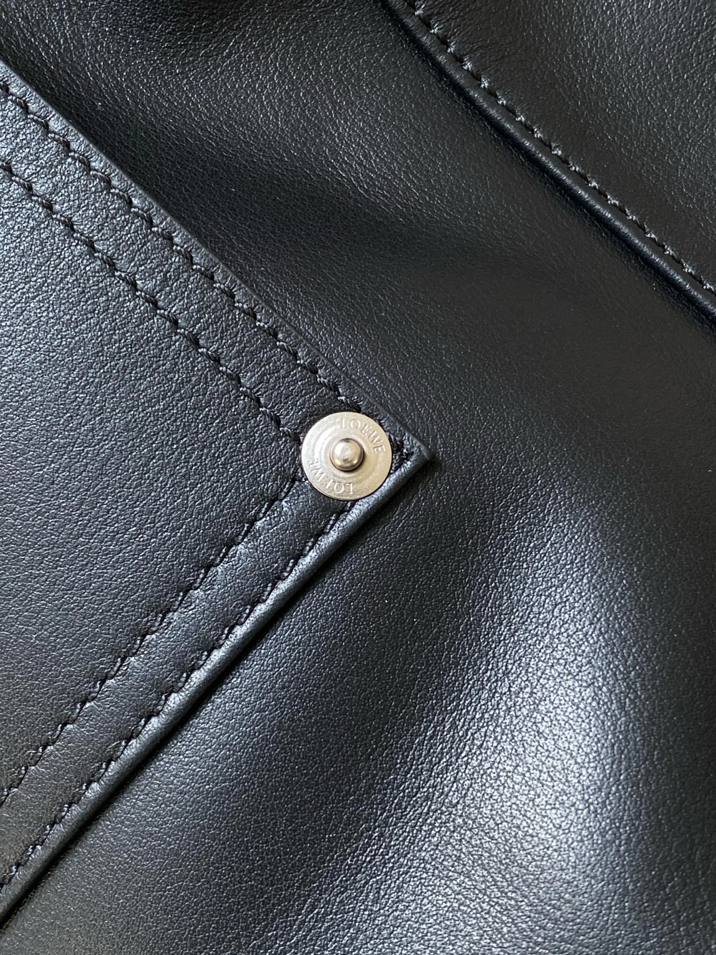 Клатчи Женские Loewe 11504290