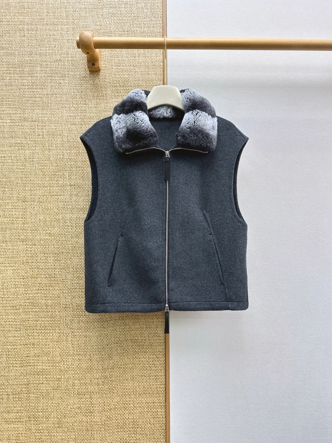 Жилеты Женские Loro Piana 18498331
