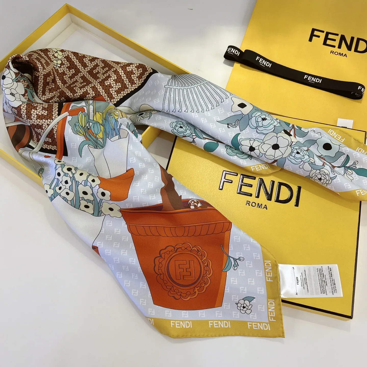 Платки Fendi 13447609