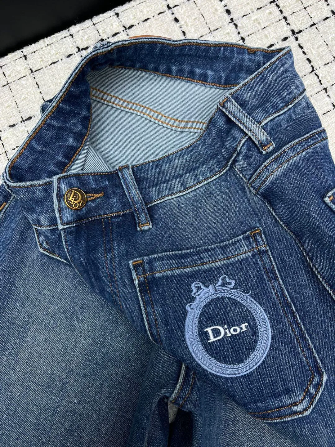 Джинсы Женские Christian Dior 19134187