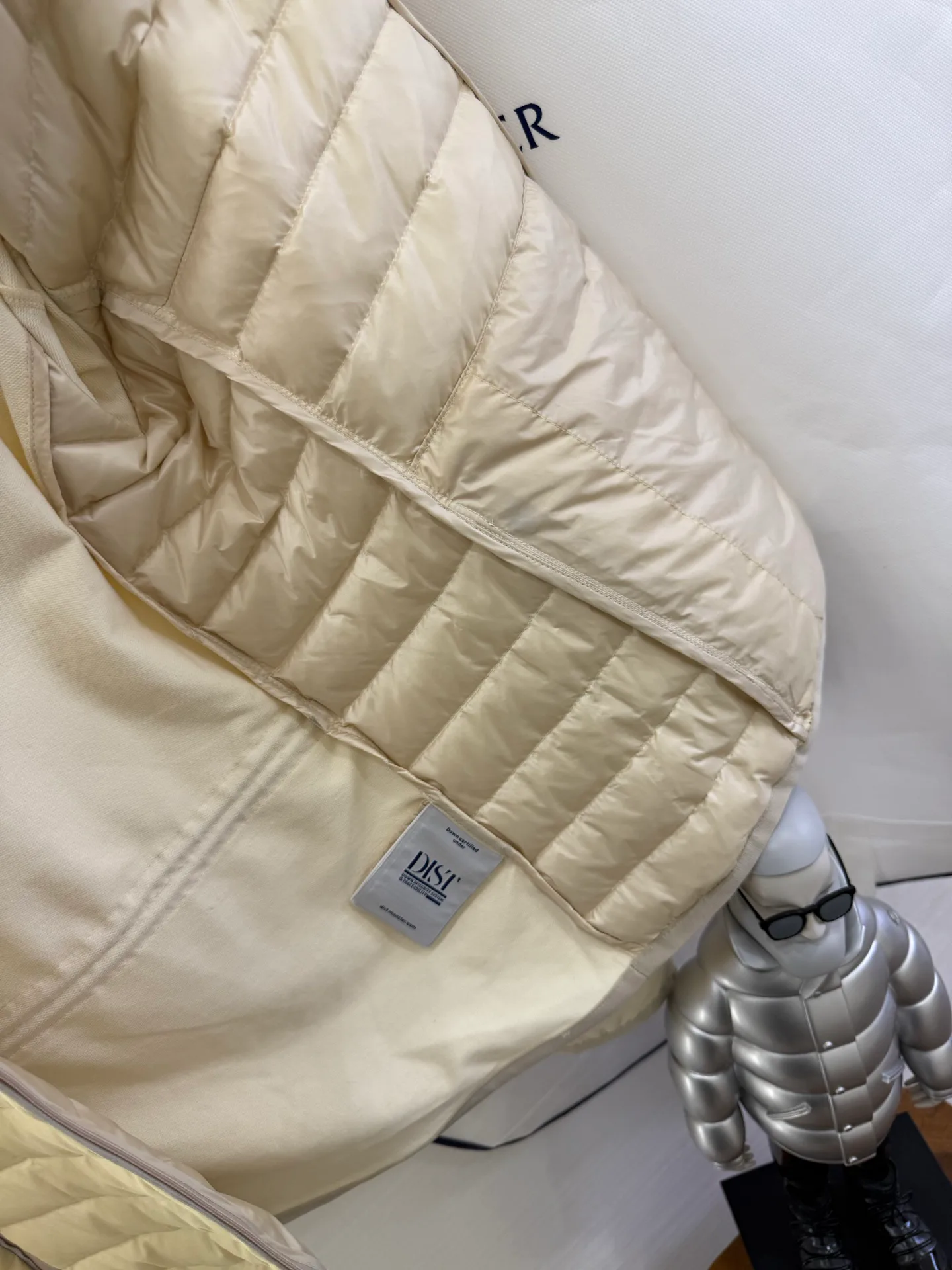 Куртки И Пуховики Женские Moncler 18825201