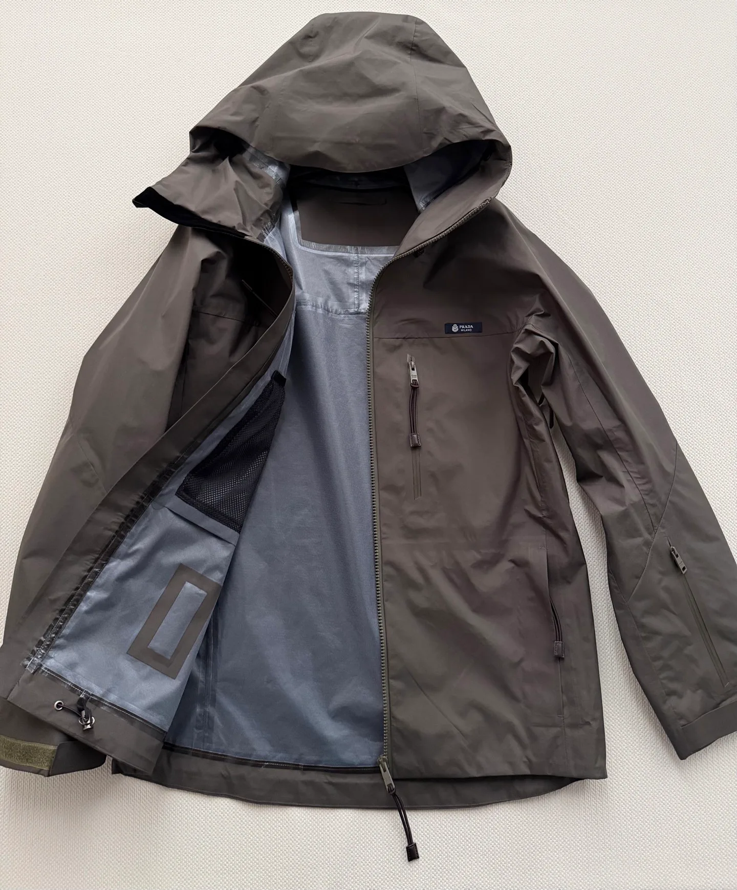 Куртки И Пуховики Женские Prada 11473462