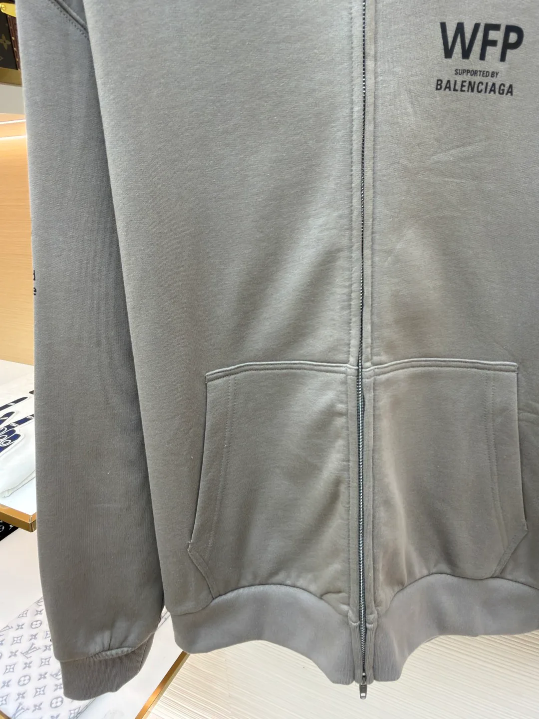 Свитшоты И Худи Мужские Balenciaga 18931001