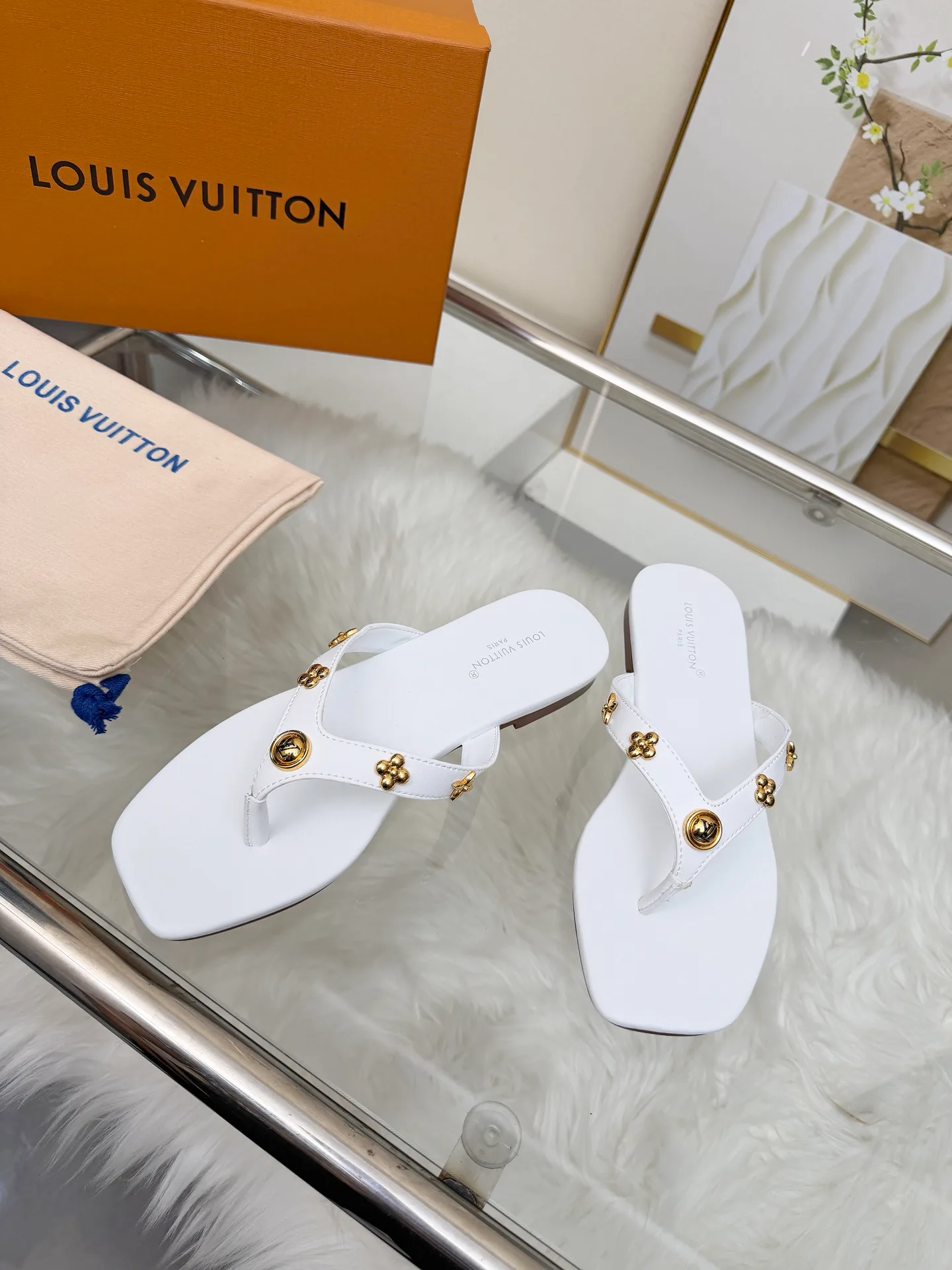 Шлепанцы Женские Louis Vuitton 13253498