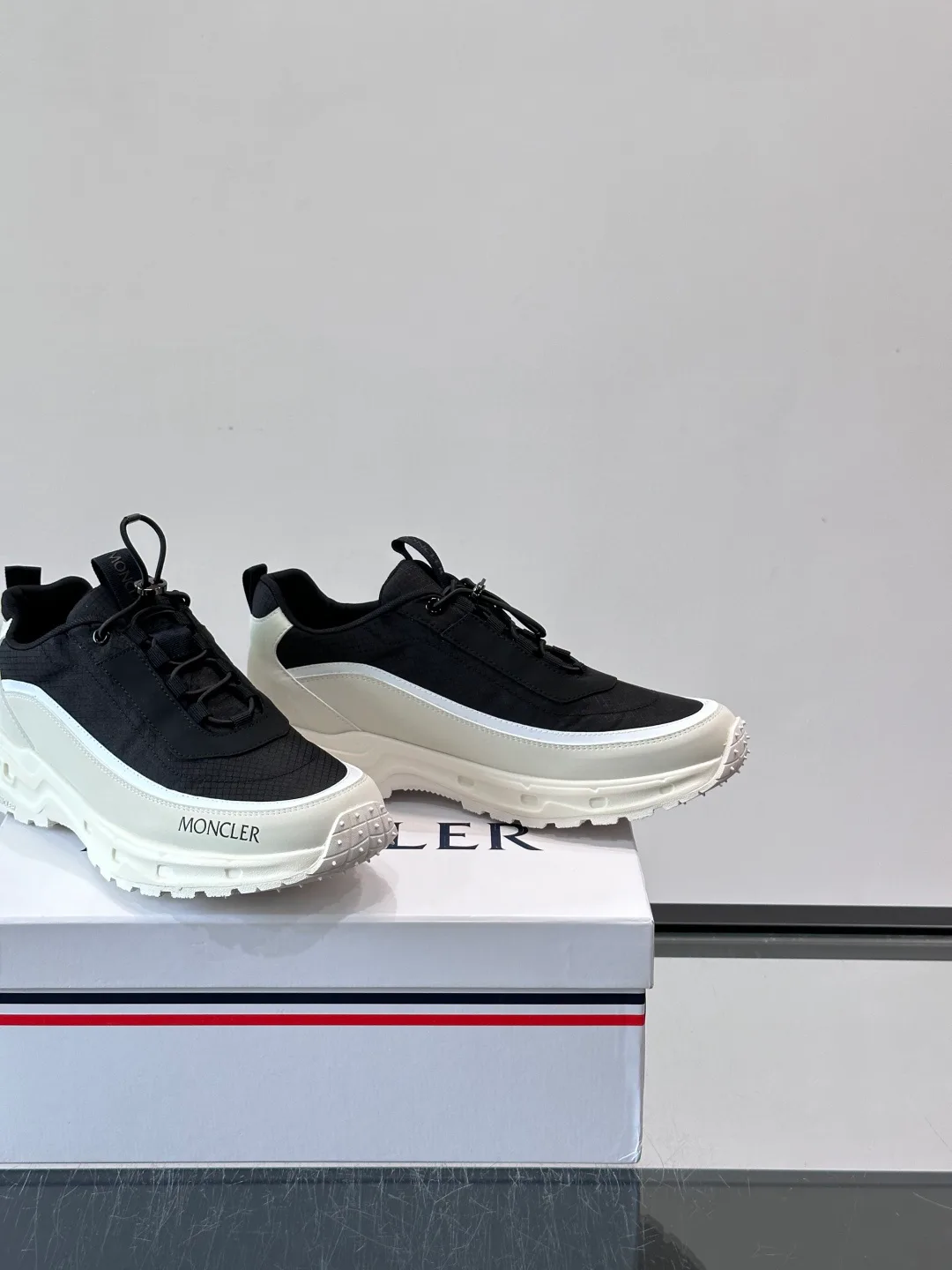 Кроссовки Мужские Moncler 17672643