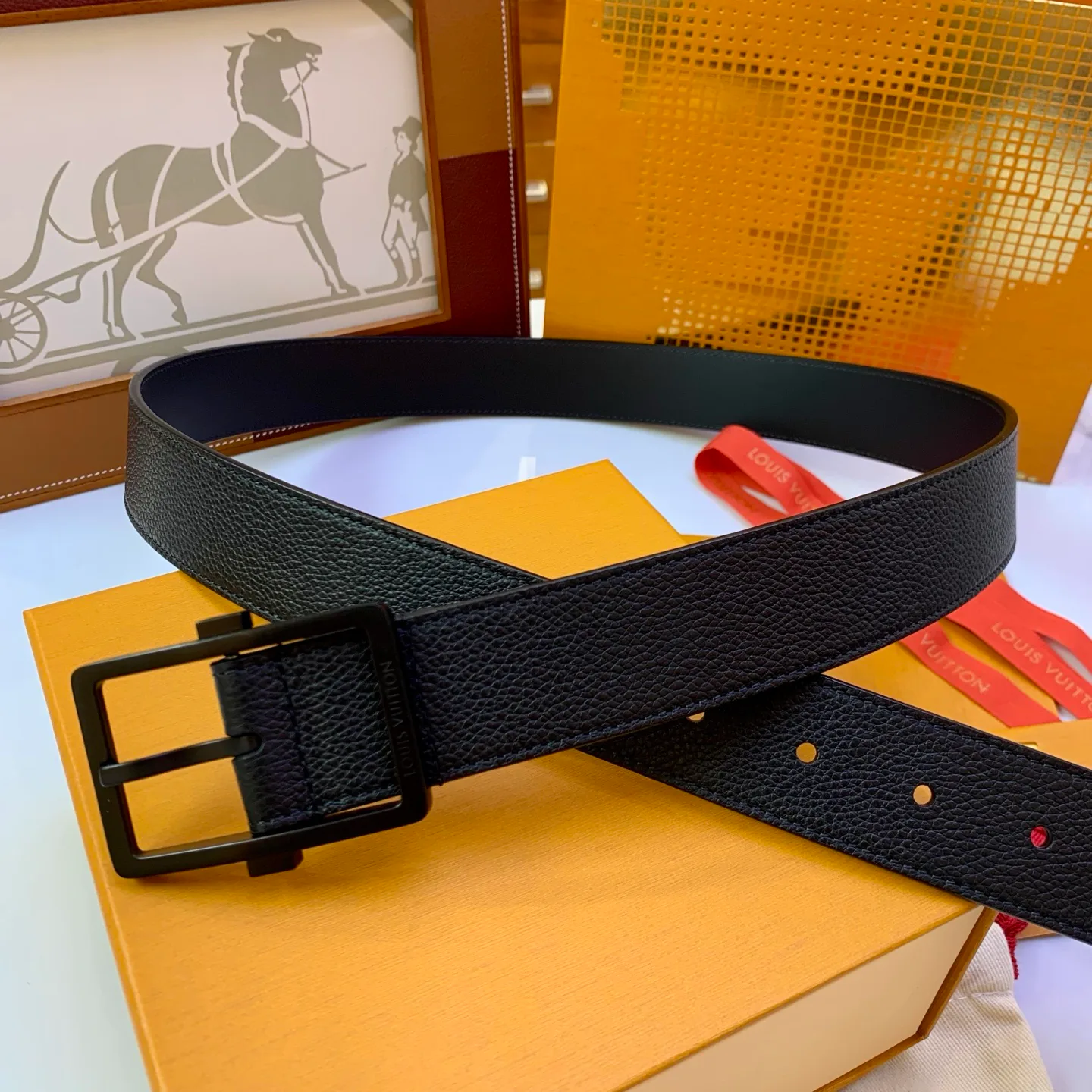 Ремни Louis Vuitton 17682170