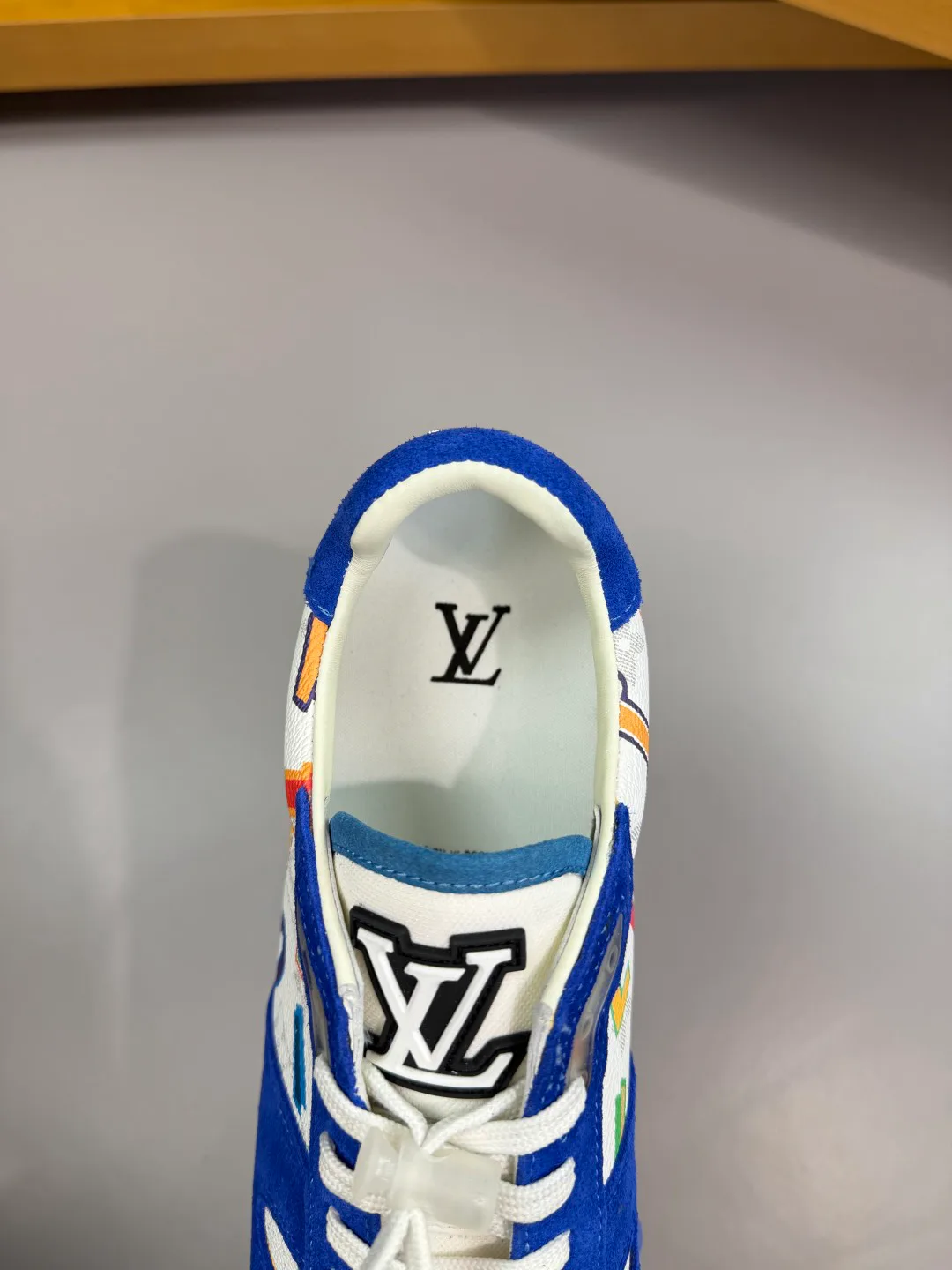 Кроссовки Мужские Louis Vuitton 152539