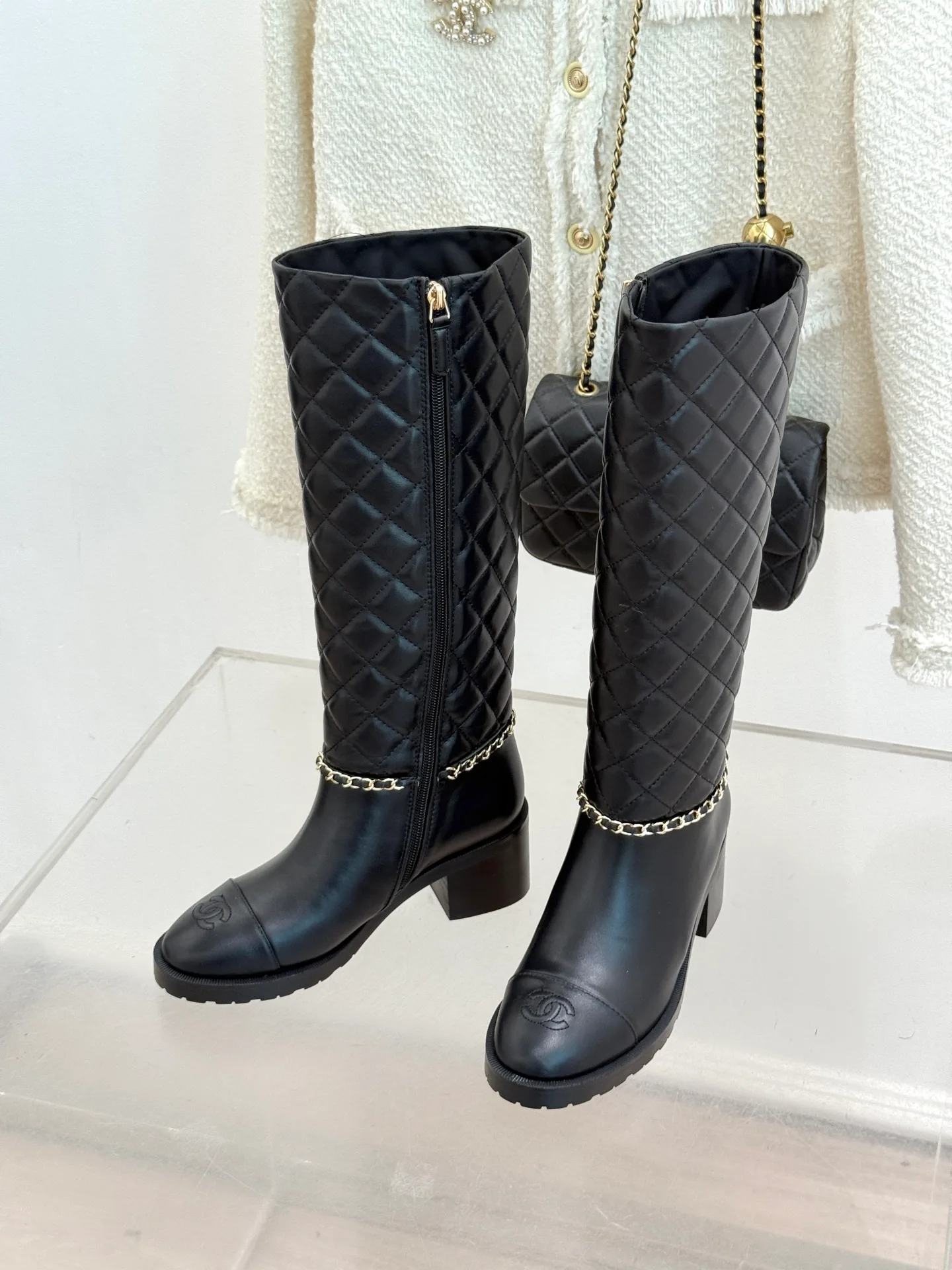 Сапоги Женские Chanel 18737263