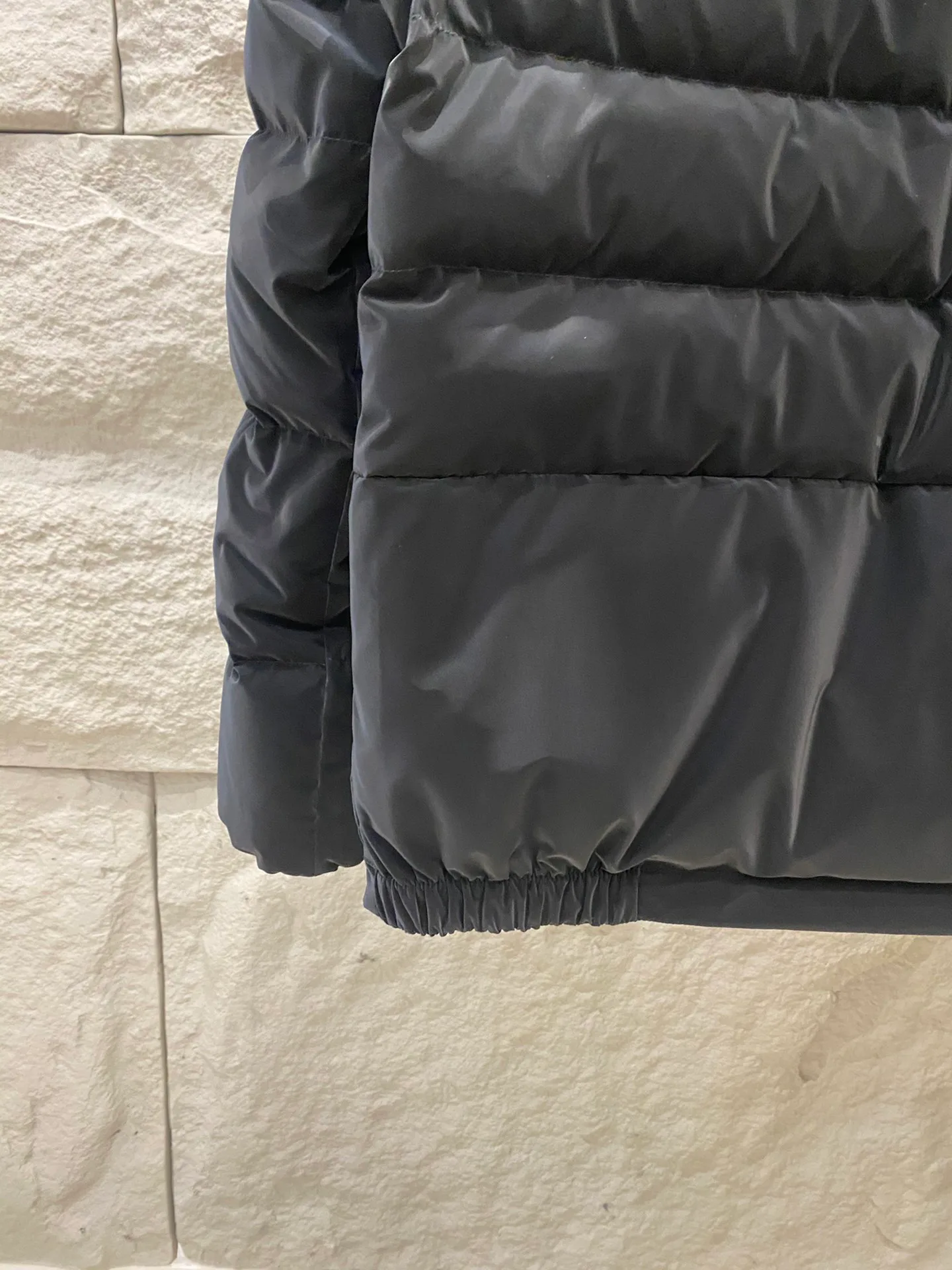 Куртки И Пуховики Женские Moncler 18609648