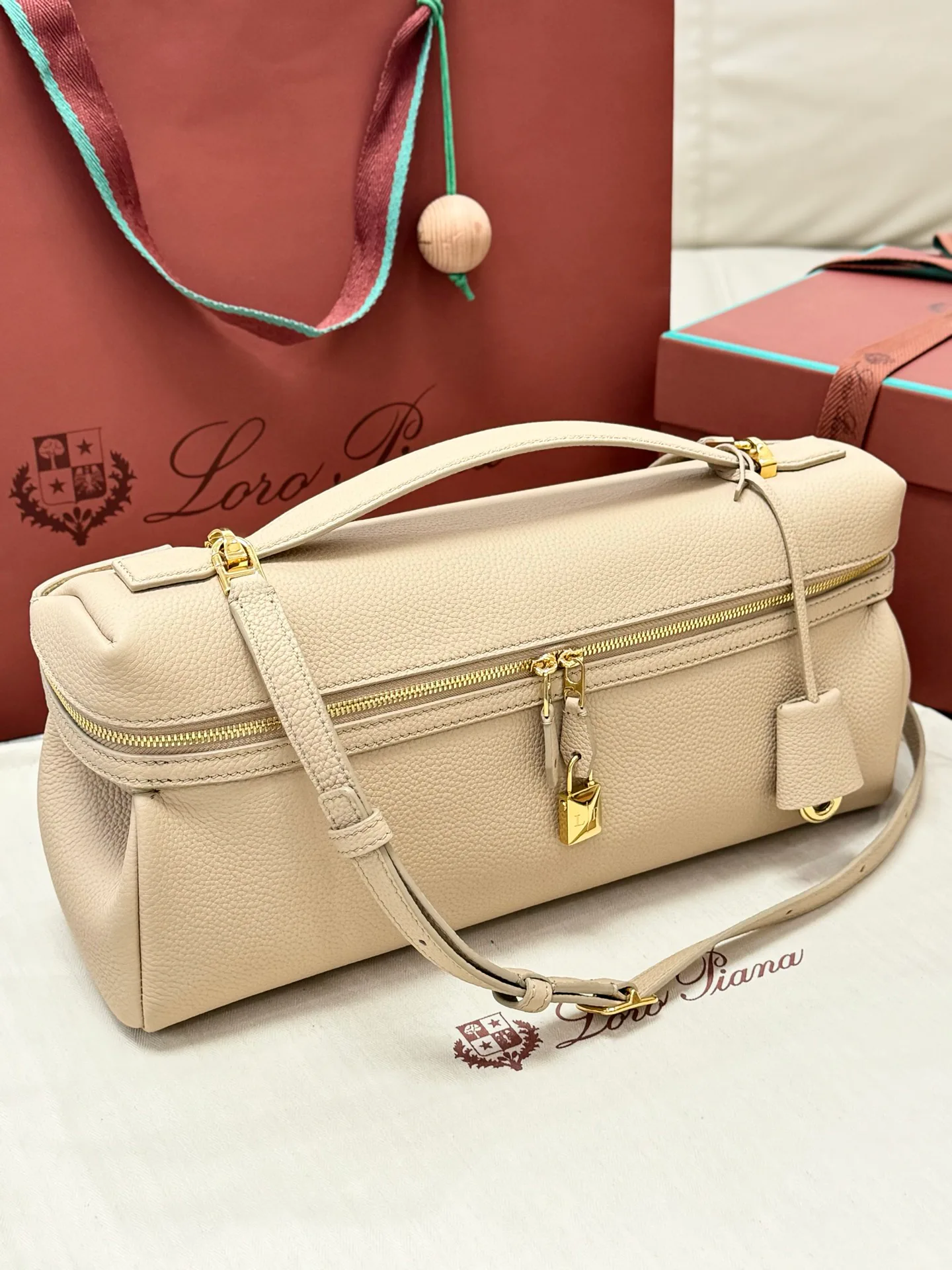 Классические Сумки Женские Loro Piana 11472664