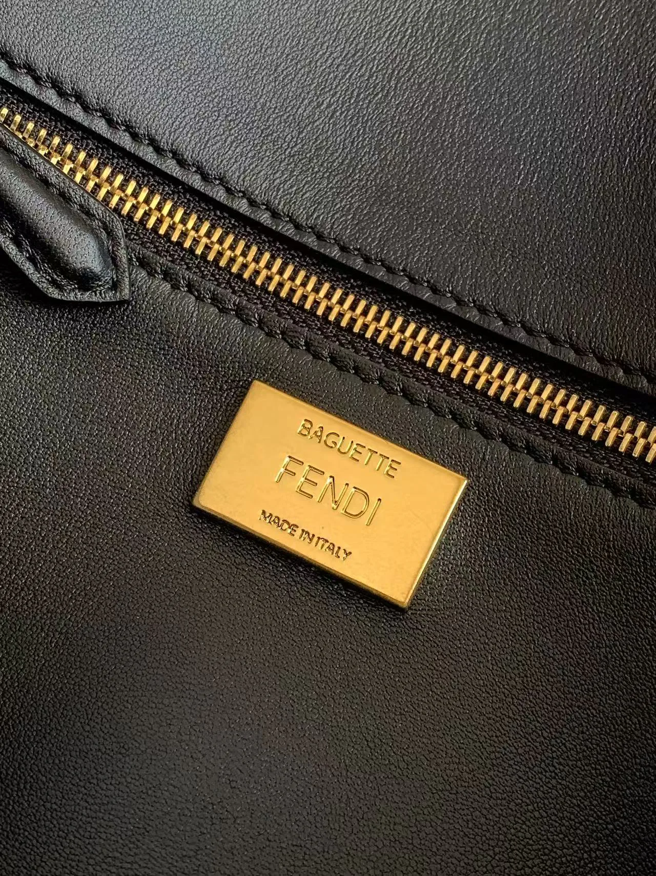 Классические Сумки Женские Fendi 13234575