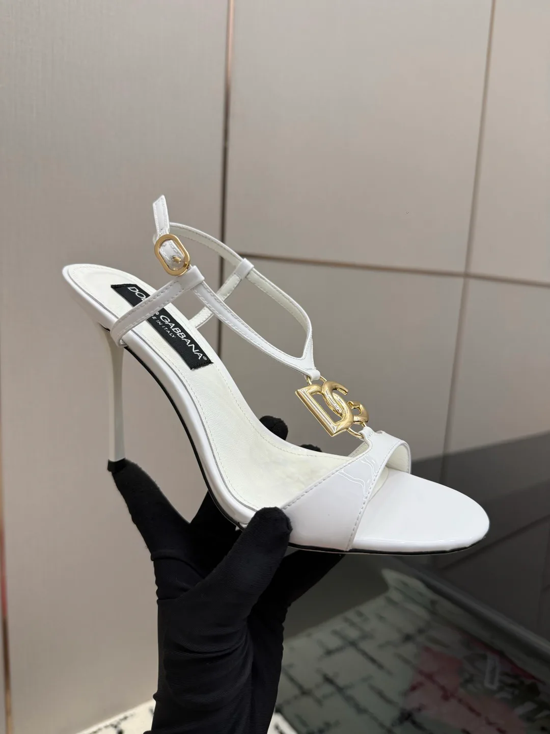 Босоножки Женские Dolce & Gabbana 18335956
