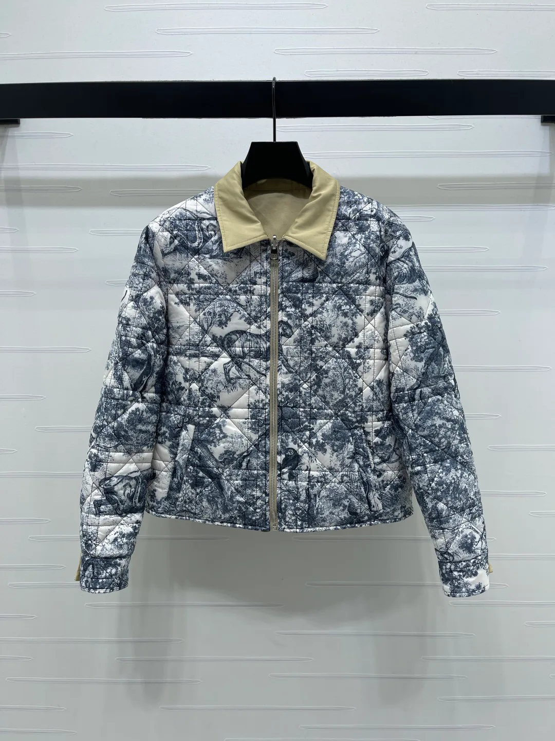 Куртки И Пуховики Женские Christian Dior 867610