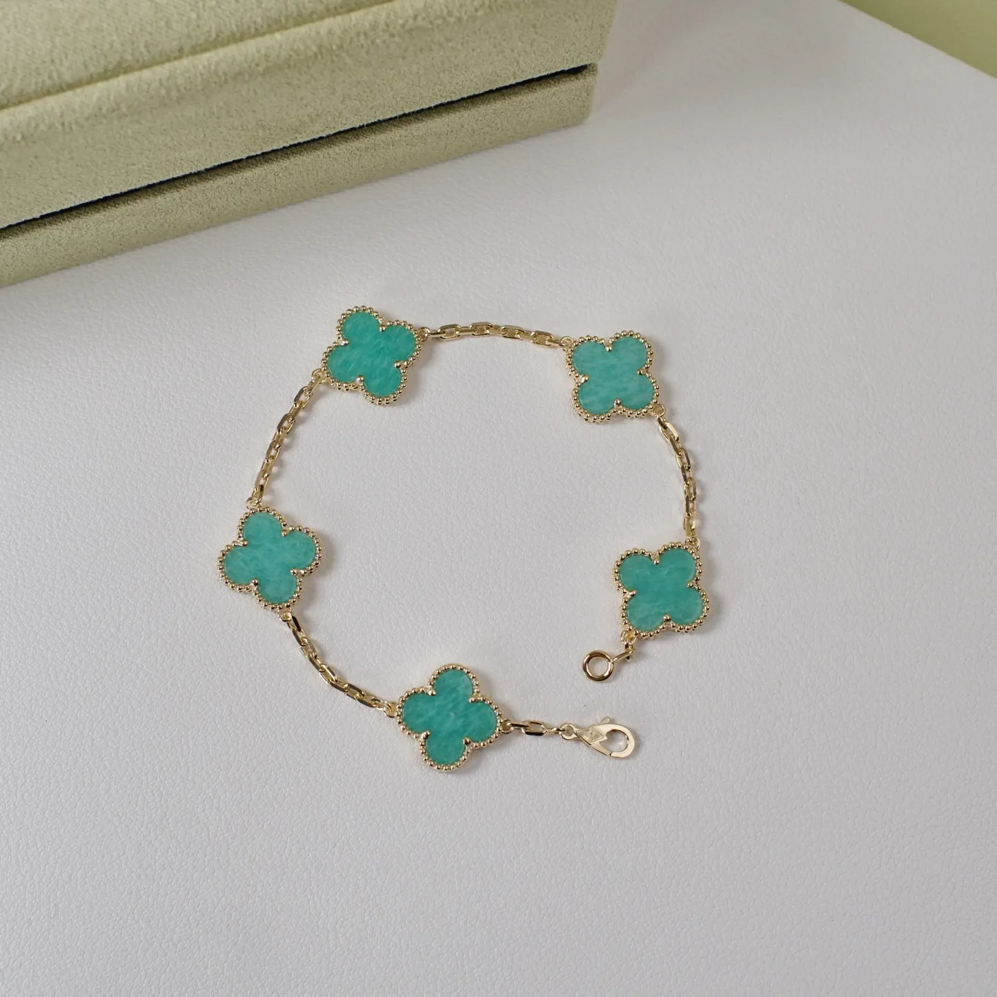 Бижутерия Van Cleef & Arpels 18389772