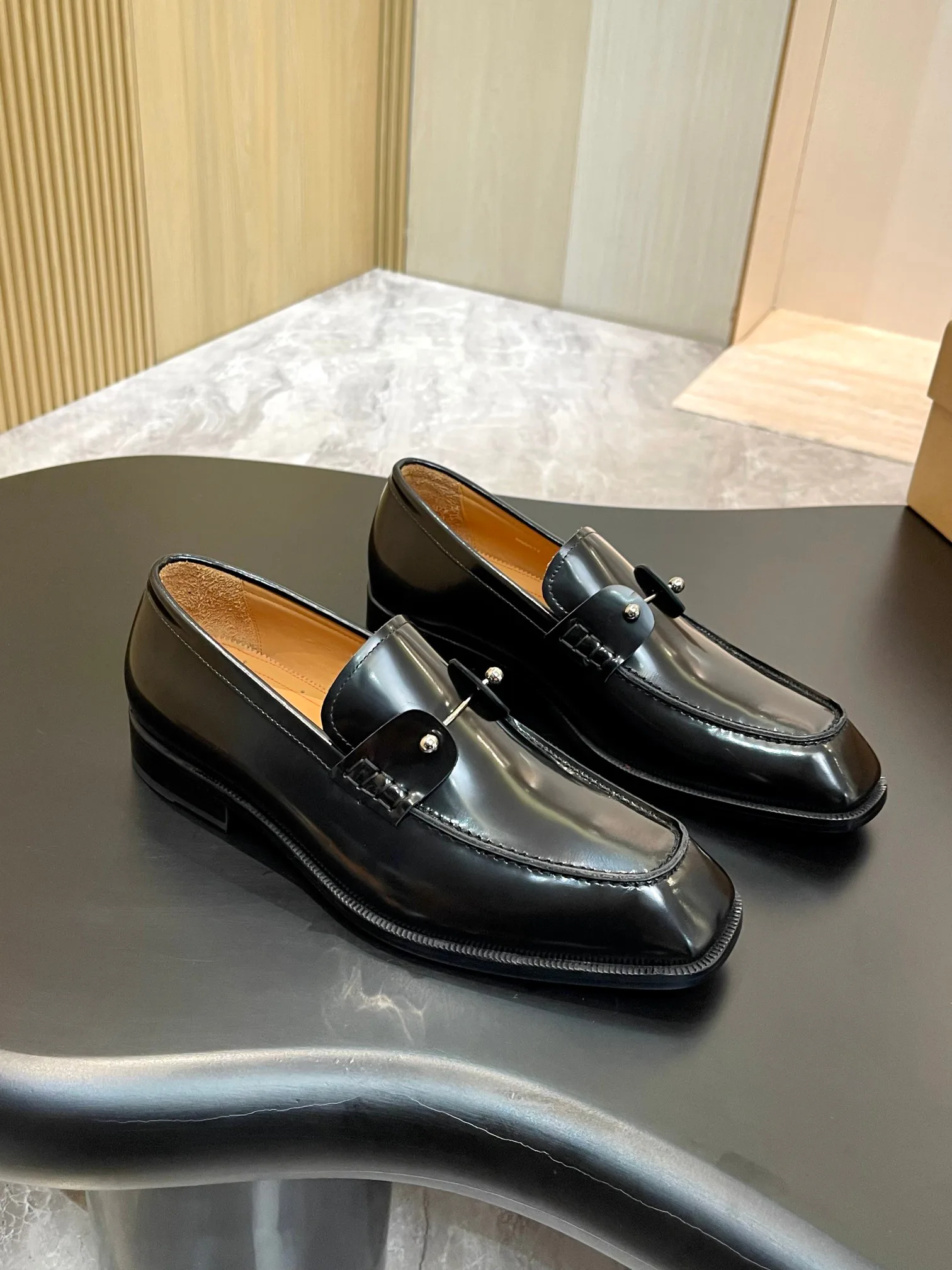Лоферы И Туфли Мужские Christian Louboutin 18119127