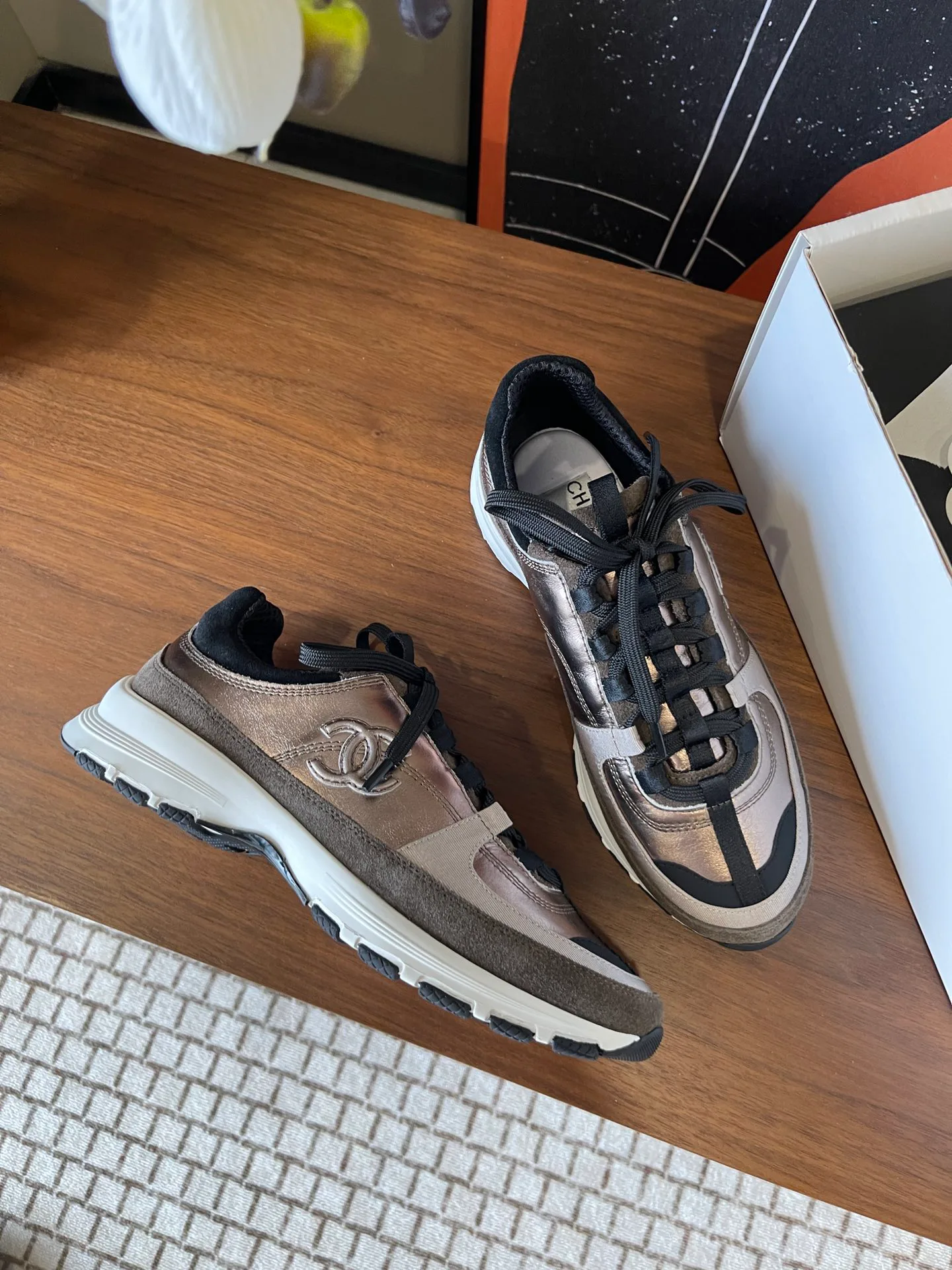 Кроссовки Женские Chanel 1138213