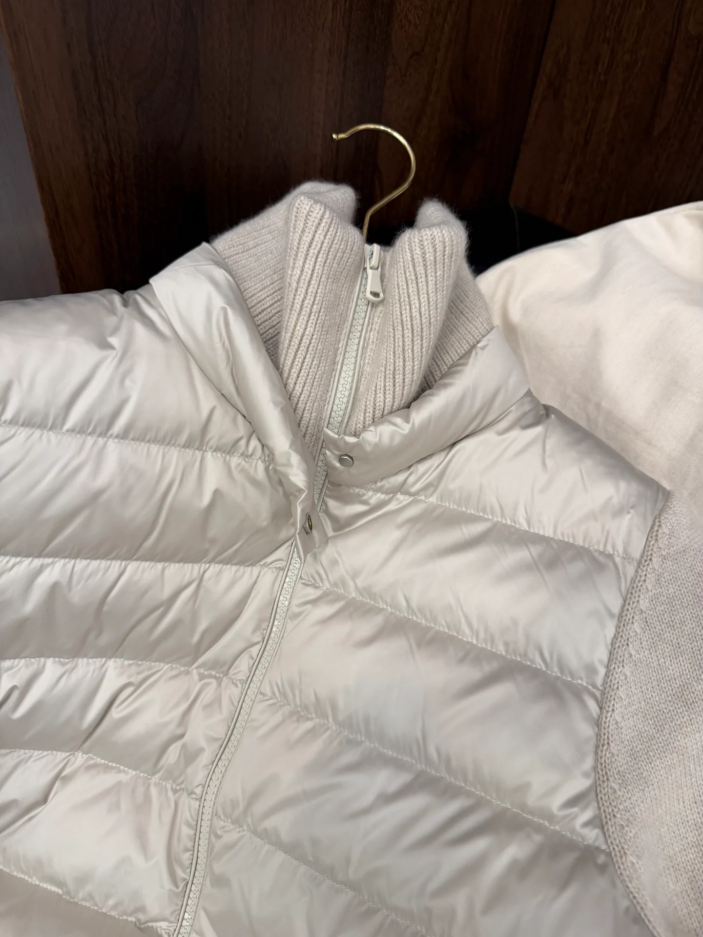 Куртки И Пуховики Женские Loro Piana 18361452