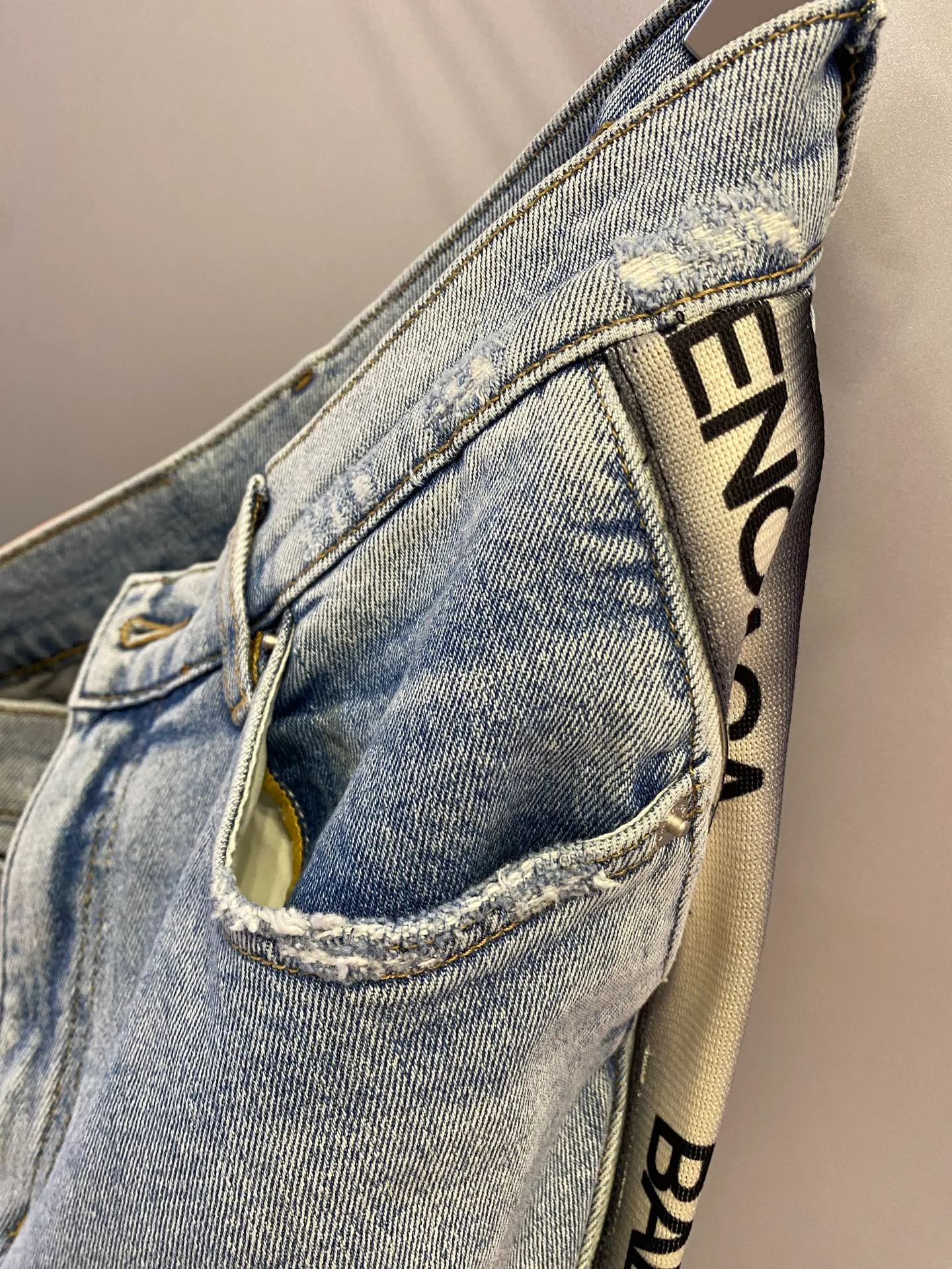 Брюки Мужские Balenciaga 11500400