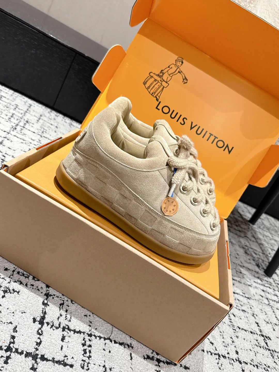 Кроссовки Женские Louis Vuitton 88700