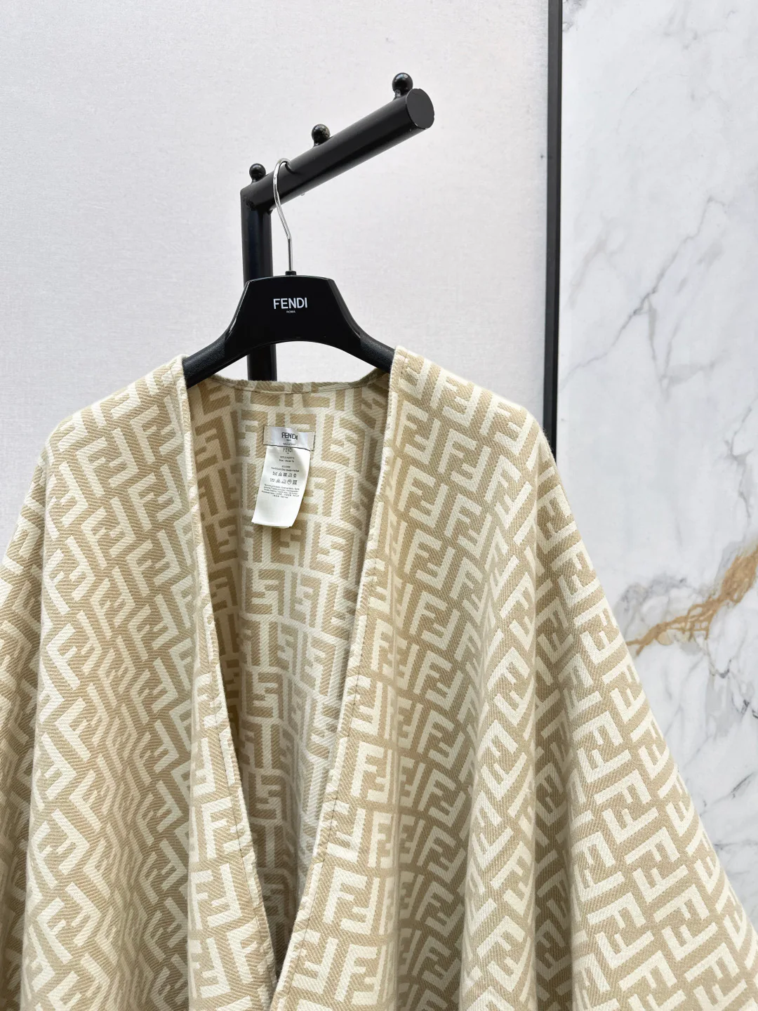 Шарфы Fendi 1139695