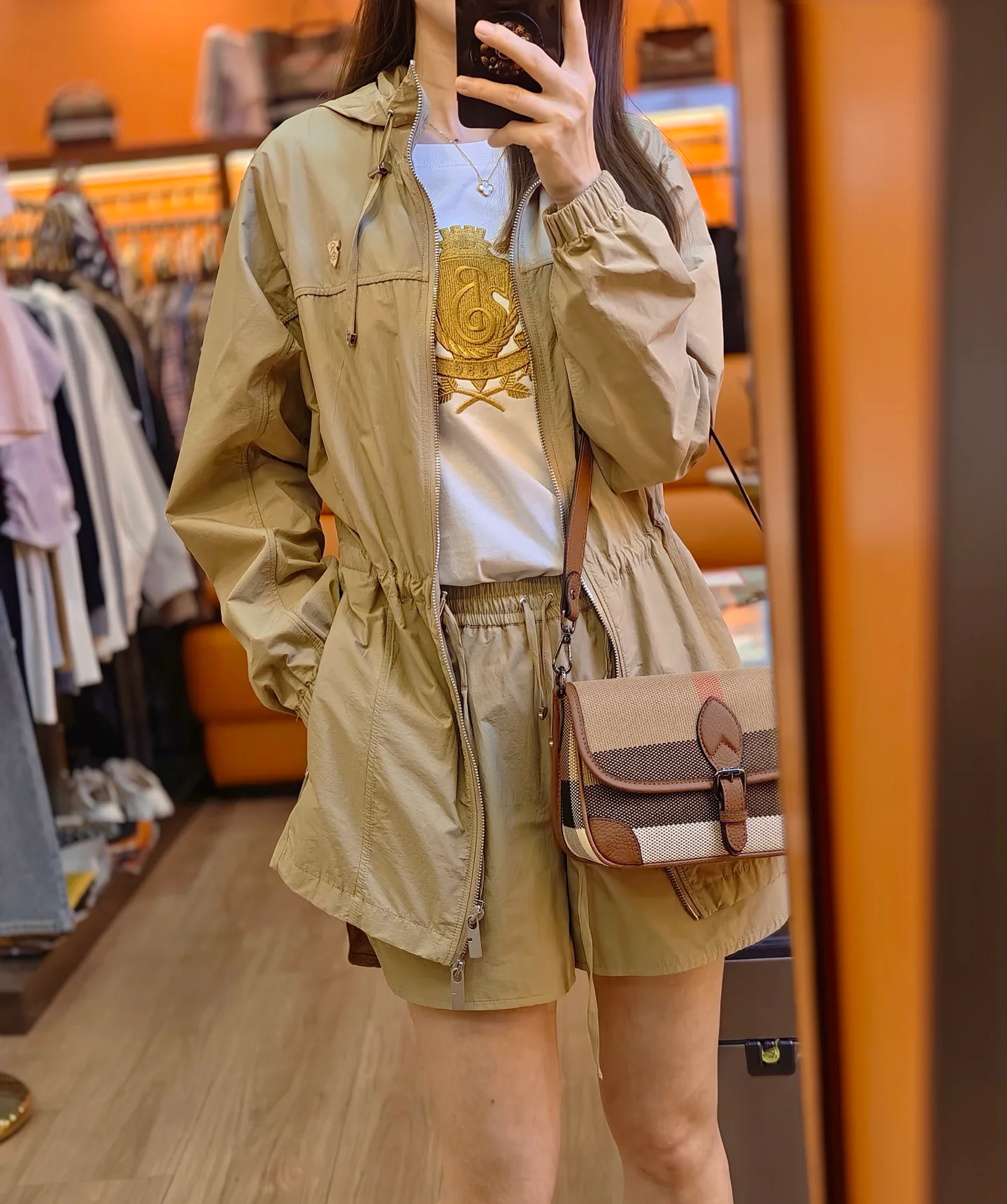 Куртки И Пуховики Женские Burberry 11224941